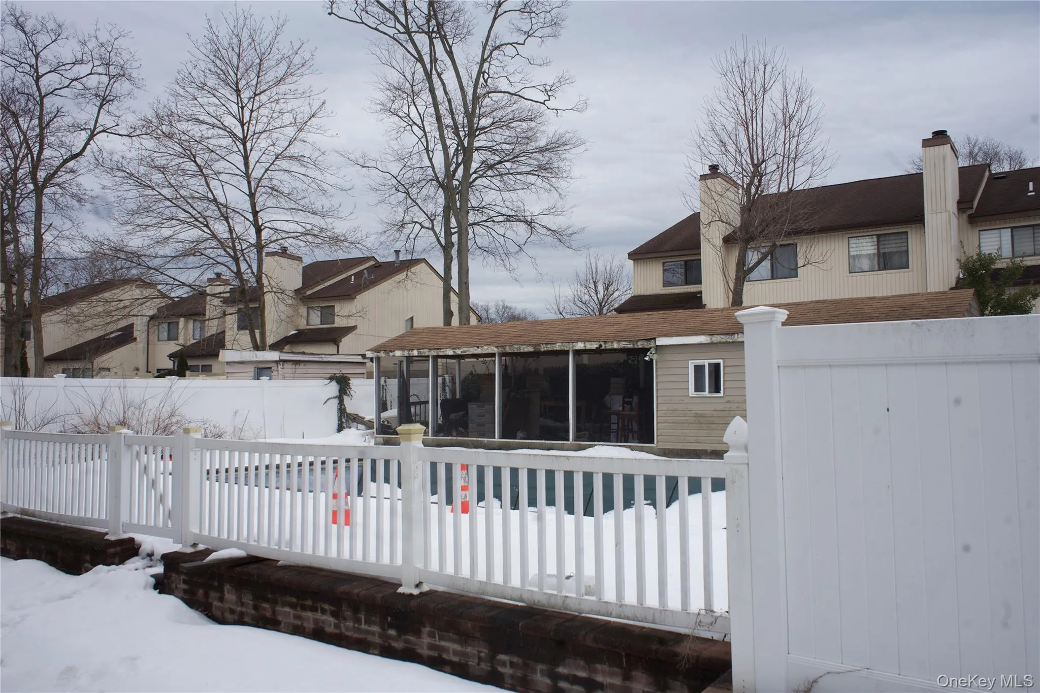 1070 Cramer Court, Hempstead, NY, 3 Bedrooms Bedrooms, 7 Rooms Rooms,2 BathroomsBathrooms,Residential Sale,For Rent,Cramer,0,964732 1070 Cramer Court, Hempstead, NY, 3 Bedrooms Bedrooms, 7 Rooms Rooms,2 BathroomsBathrooms,Residential Sale,For Rent,Cramer,0,964732