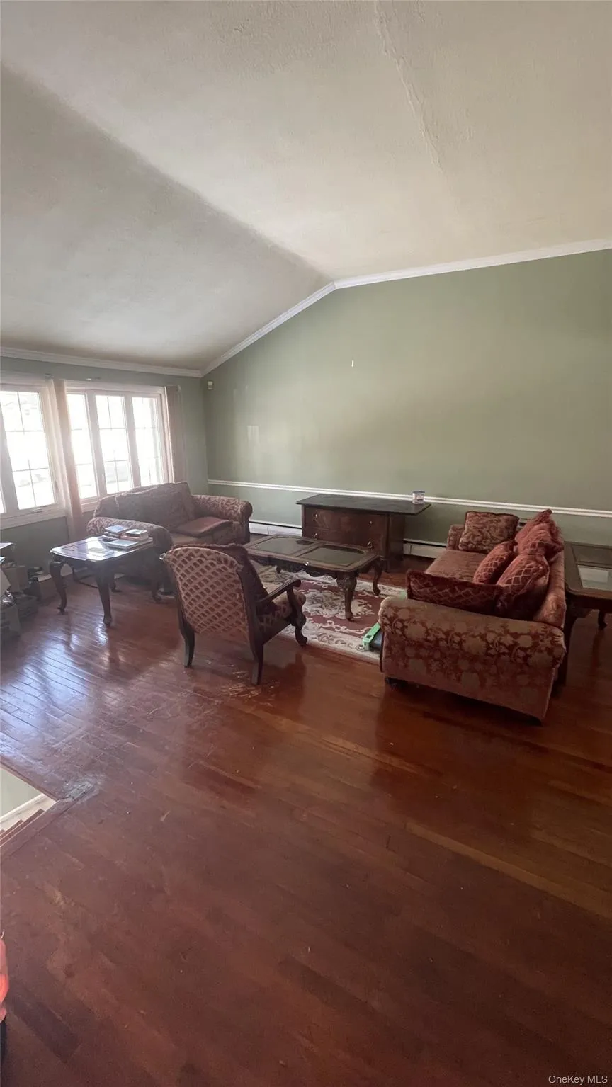 1070 Cramer Court, Hempstead, NY, 3 Bedrooms Bedrooms, 7 Rooms Rooms,2 BathroomsBathrooms,Residential Sale,For Rent,Cramer,0,964732 1070 Cramer Court, Hempstead, NY, 3 Bedrooms Bedrooms, 7 Rooms Rooms,2 BathroomsBathrooms,Residential Sale,For Rent,Cramer,0,964732