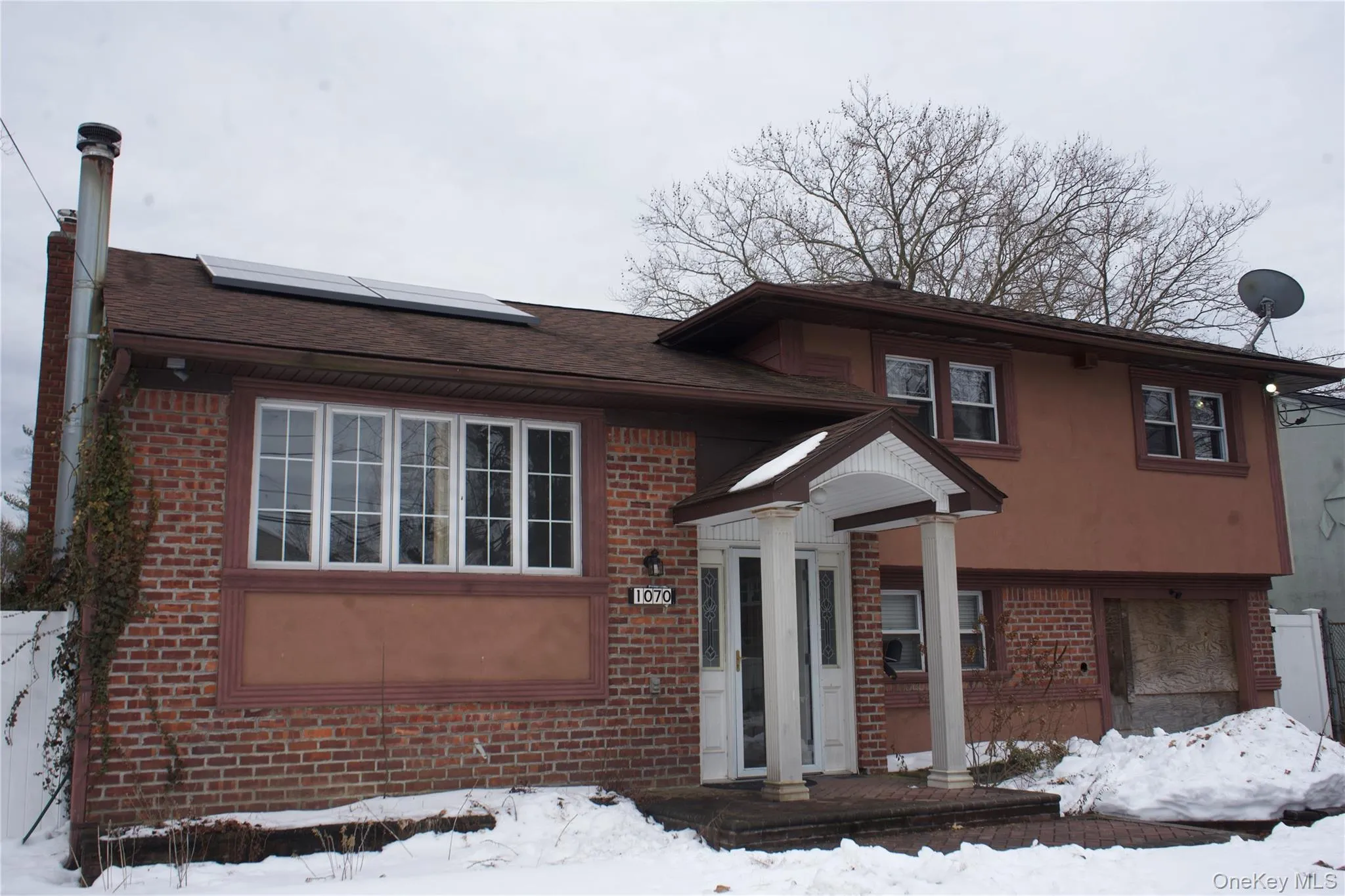 1070 Cramer Court, Hempstead, NY, 3 Bedrooms Bedrooms, 7 Rooms Rooms,2 BathroomsBathrooms,Residential Sale,For Rent,Cramer,0,964732 1070 Cramer Court, Hempstead, NY, 3 Bedrooms Bedrooms, 7 Rooms Rooms,2 BathroomsBathrooms,Residential Sale,For Rent,Cramer,0,964732