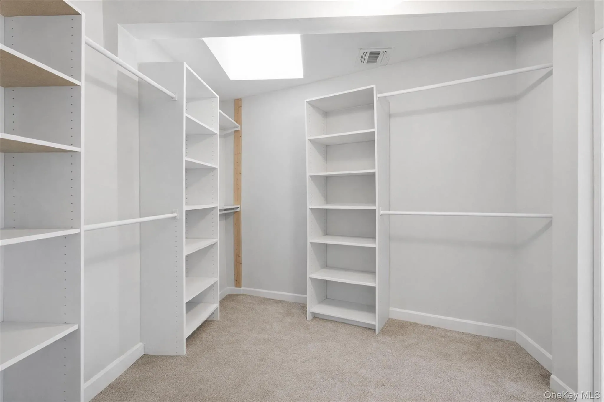 2 Strawberry Hill Lane, Clarkstown, NY, 3 Bedrooms Bedrooms, 14 Rooms Rooms,2 BathroomsBathrooms,Residential,For Rent,Strawberry Hill,0,964734 2 Strawberry Hill Lane, Clarkstown, NY, 3 Bedrooms Bedrooms, 14 Rooms Rooms,2 BathroomsBathrooms,Residential,For Rent,Strawberry Hill,0,964734