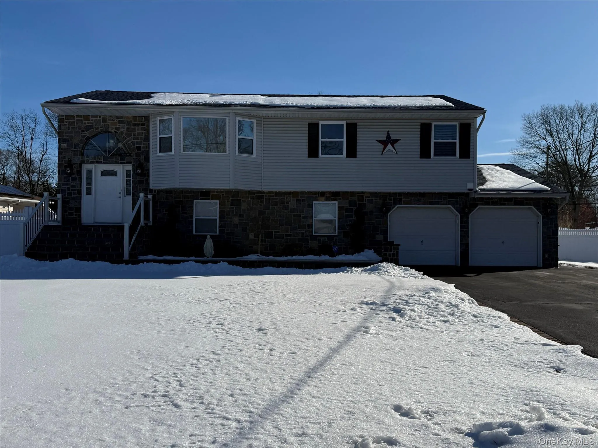 2129 Julia Goldbach Avenue, Islip, NY, 2 Bedrooms Bedrooms, 4 Rooms Rooms,1 BathroomBathrooms,Residential Lease,For Rent,Julia Goldbach,0,964760 2129 Julia Goldbach Avenue, Islip, NY, 2 Bedrooms Bedrooms, 4 Rooms Rooms,1 BathroomBathrooms,Residential Lease,For Rent,Julia Goldbach,0,964760