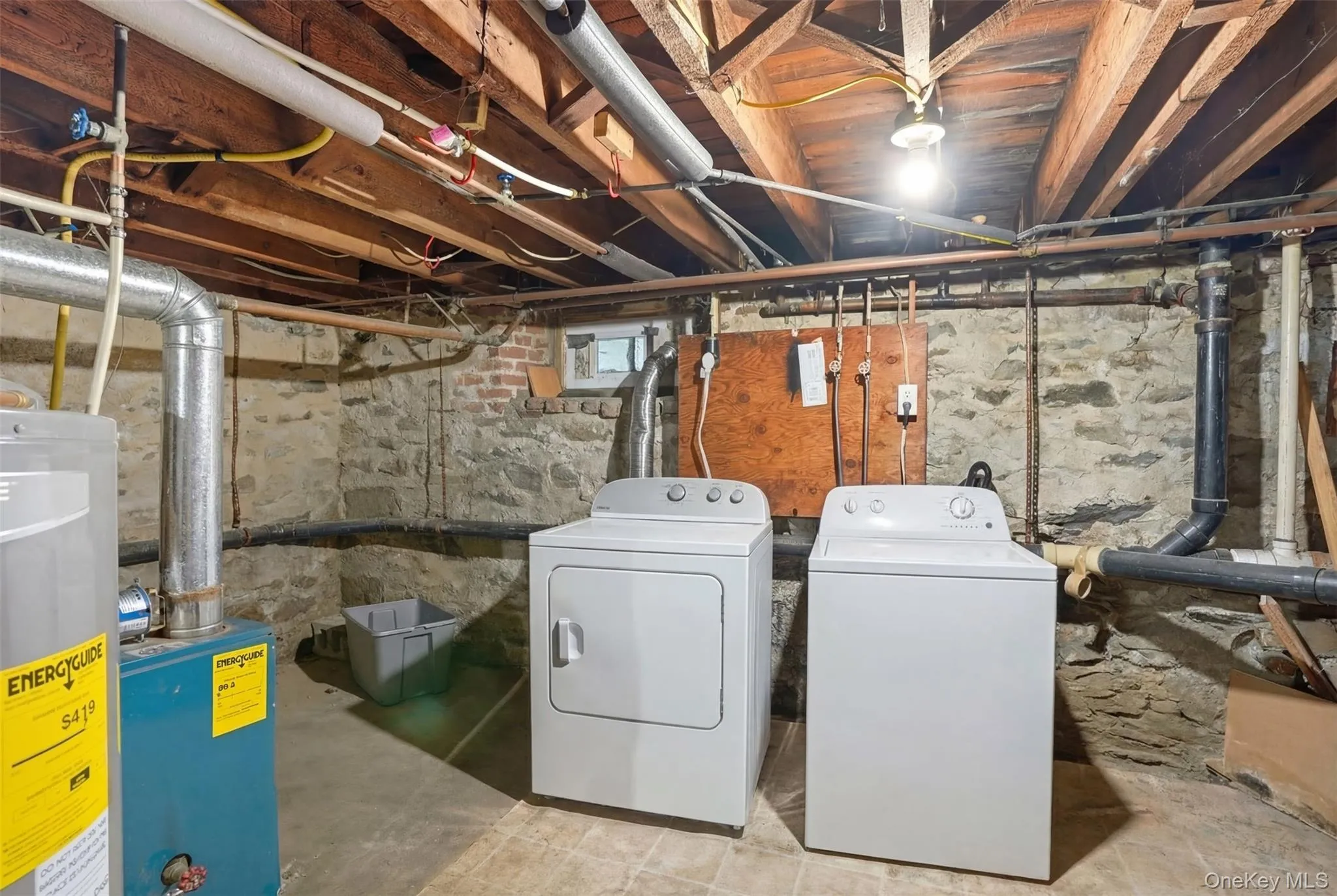 14 Church Street, Marlboro, NY, 2 Bedrooms Bedrooms, 5 Rooms Rooms,1 BathroomBathrooms,Residential Lease,For Rent,Church,0,964761 14 Church Street, Marlboro, NY, 2 Bedrooms Bedrooms, 5 Rooms Rooms,1 BathroomBathrooms,Residential Lease,For Rent,Church,0,964761