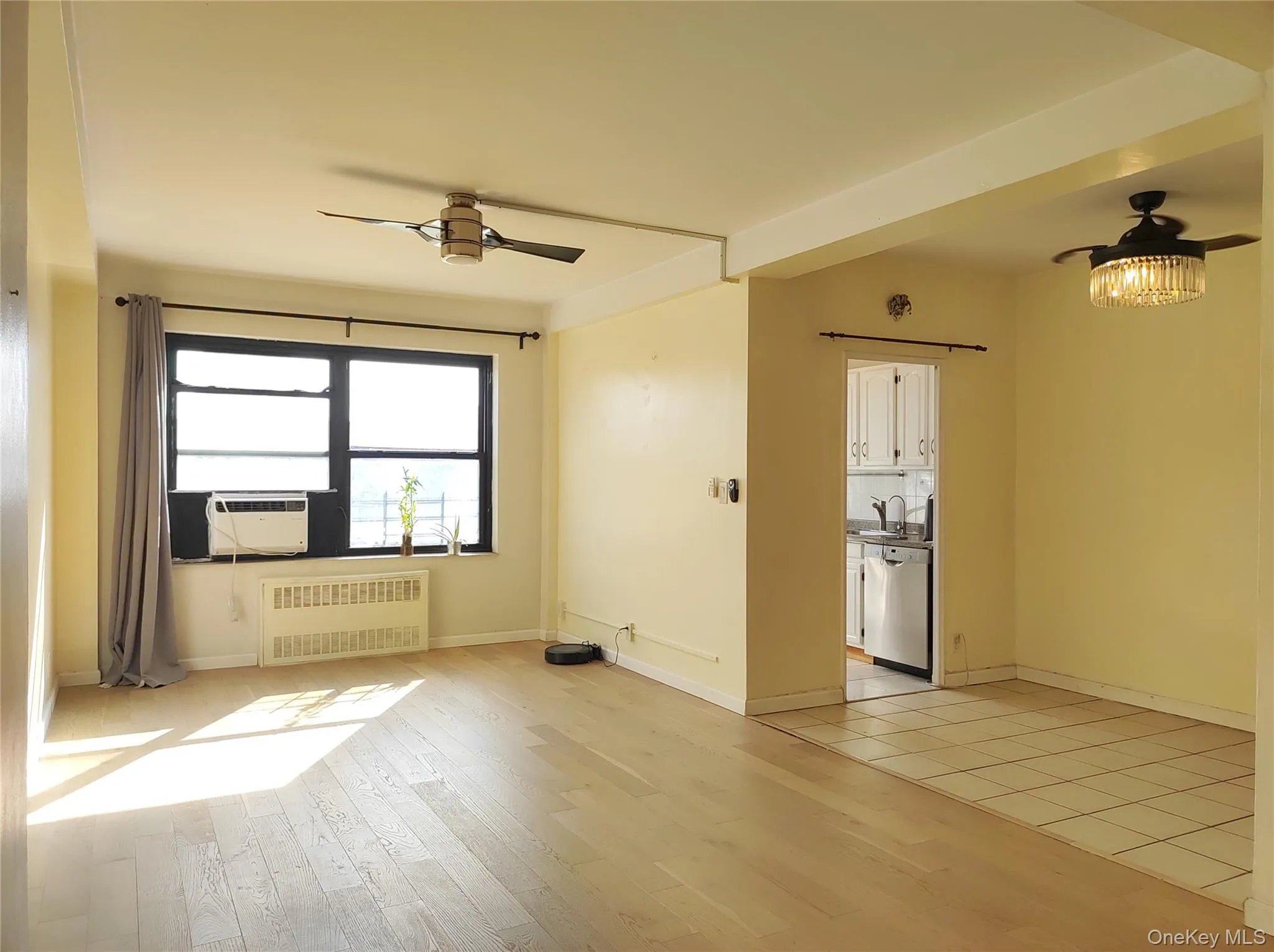 64-34 102nd Street, New York, NY, 2 Bedrooms Bedrooms, 5 Rooms Rooms,1 BathroomBathrooms,Residential Lease,For Rent,102nd,0,964806 64-34 102nd Street, New York, NY, 2 Bedrooms Bedrooms, 5 Rooms Rooms,1 BathroomBathrooms,Residential Lease,For Rent,102nd,0,964806
