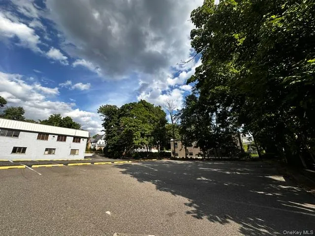48 Elm Street, Huntington, NY, ,Commercial Lease,For Rent,Elm,0,964811 48 Elm Street, Huntington, NY, ,Commercial Lease,For Rent,Elm,0,964811