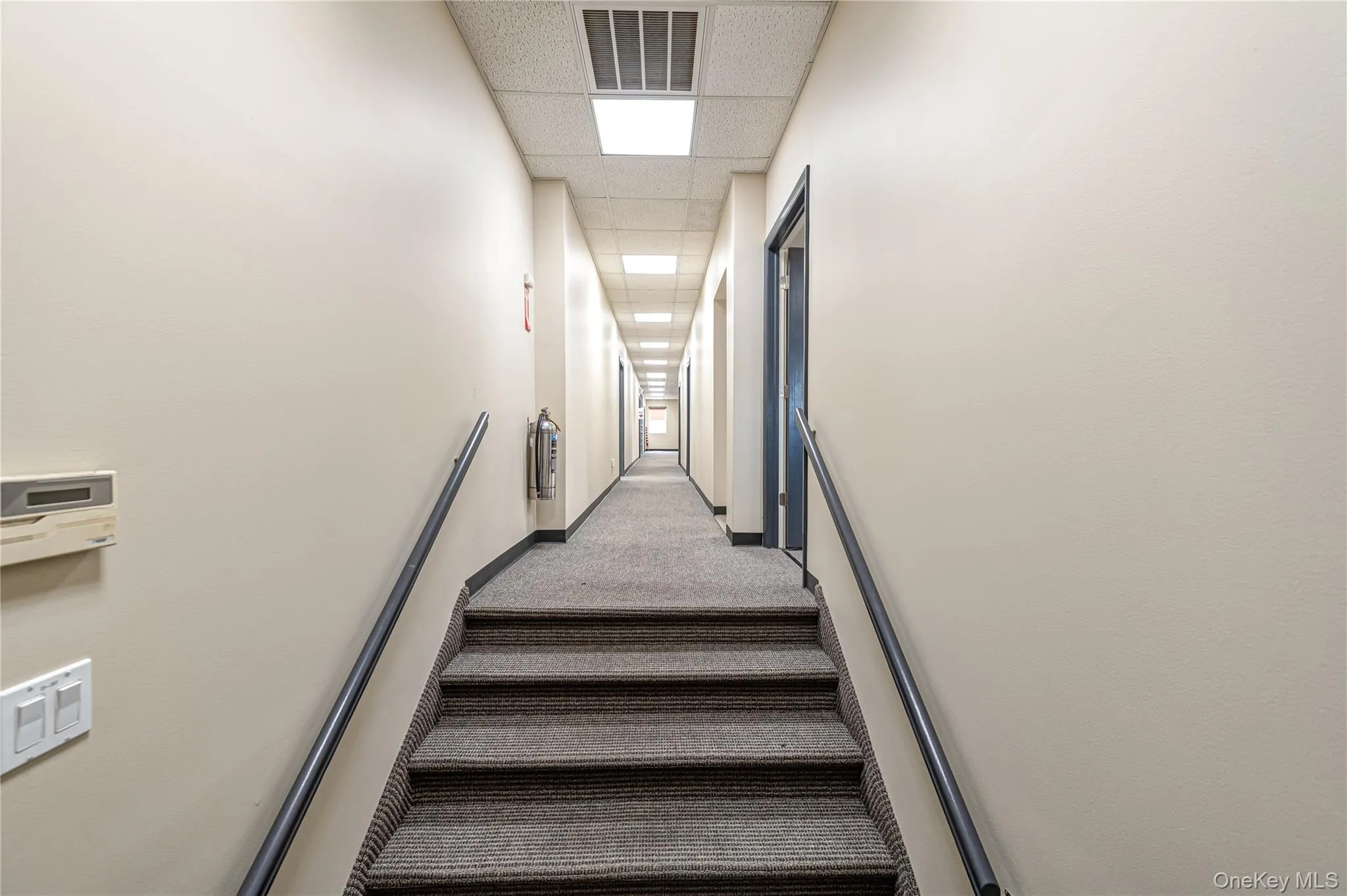 48 Elm Street, Huntington, NY, ,Commercial Lease,For Rent,Elm,0,964811 48 Elm Street, Huntington, NY, ,Commercial Lease,For Rent,Elm,0,964811