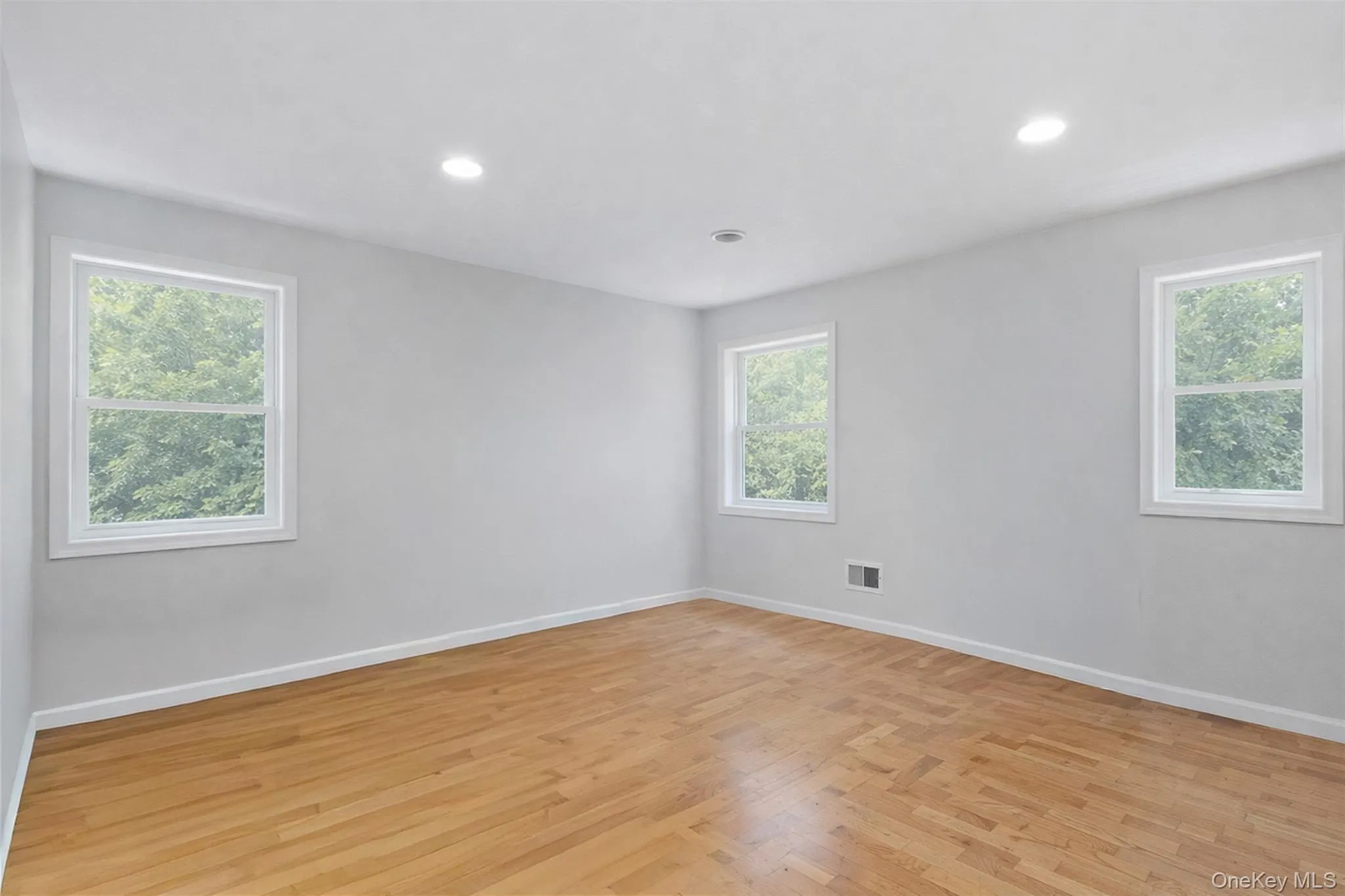 153 Pascack Road, Clarkstown, NY, 6 Bedrooms Bedrooms, 10 Rooms Rooms,3 BathroomsBathrooms,Residential Sale,For Rent,Pascack,0,964821 153 Pascack Road, Clarkstown, NY, 6 Bedrooms Bedrooms, 10 Rooms Rooms,3 BathroomsBathrooms,Residential Sale,For Rent,Pascack,0,964821