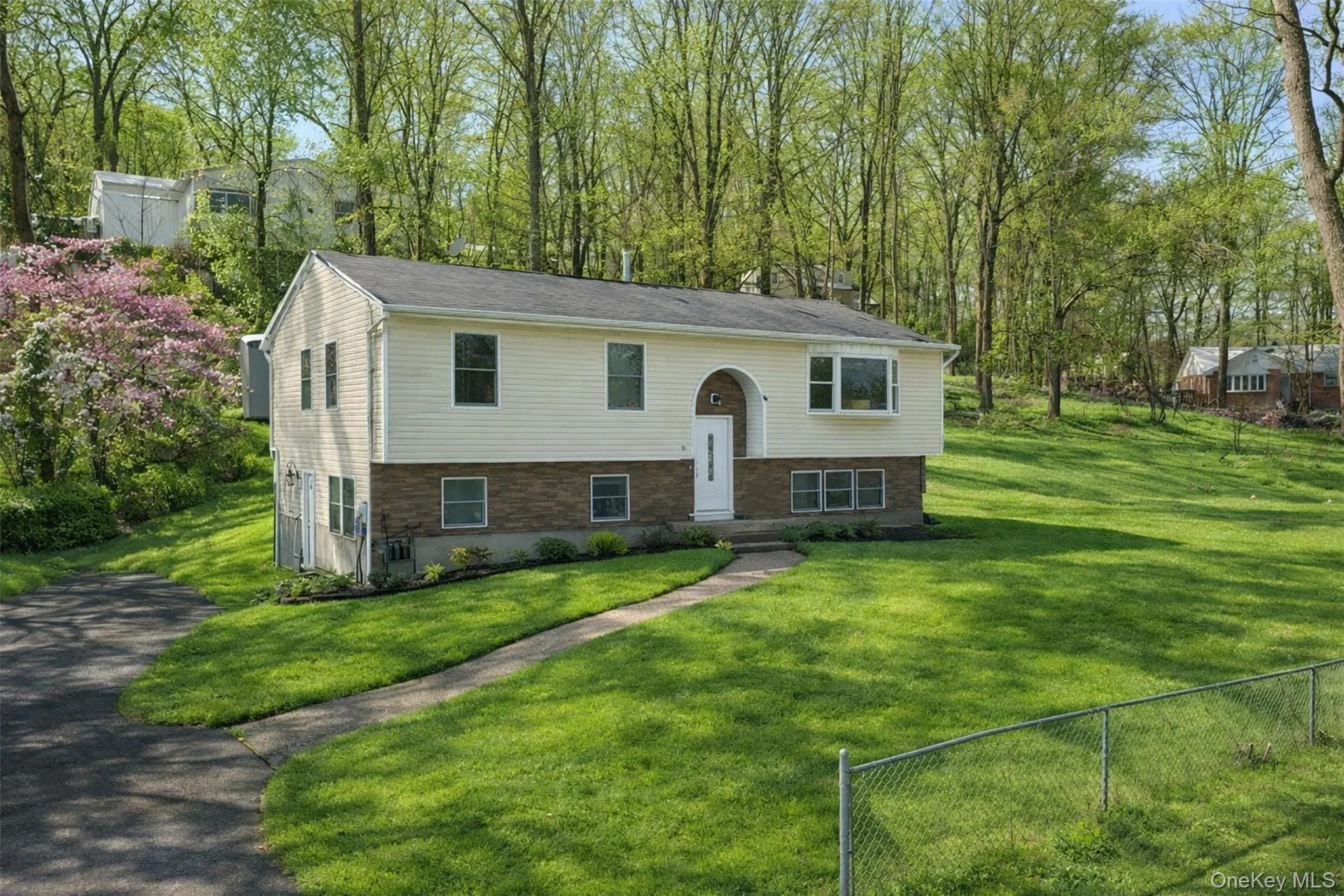 153 Pascack Road, Clarkstown, NY, 6 Bedrooms Bedrooms, 10 Rooms Rooms,3 BathroomsBathrooms,Residential Sale,For Rent,Pascack,0,964821 153 Pascack Road, Clarkstown, NY, 6 Bedrooms Bedrooms, 10 Rooms Rooms,3 BathroomsBathrooms,Residential Sale,For Rent,Pascack,0,964821