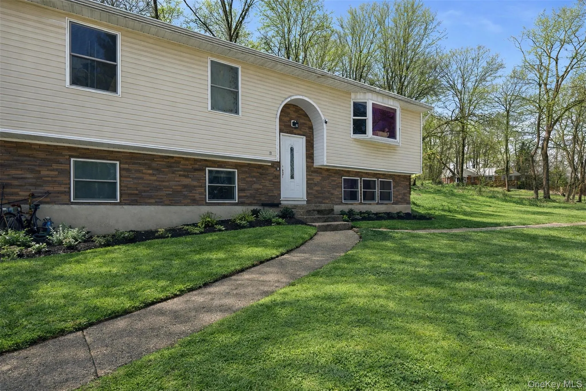 153 Pascack Road, Clarkstown, NY, 6 Bedrooms Bedrooms, 10 Rooms Rooms,3 BathroomsBathrooms,Residential Sale,For Rent,Pascack,0,964821 153 Pascack Road, Clarkstown, NY, 6 Bedrooms Bedrooms, 10 Rooms Rooms,3 BathroomsBathrooms,Residential Sale,For Rent,Pascack,0,964821