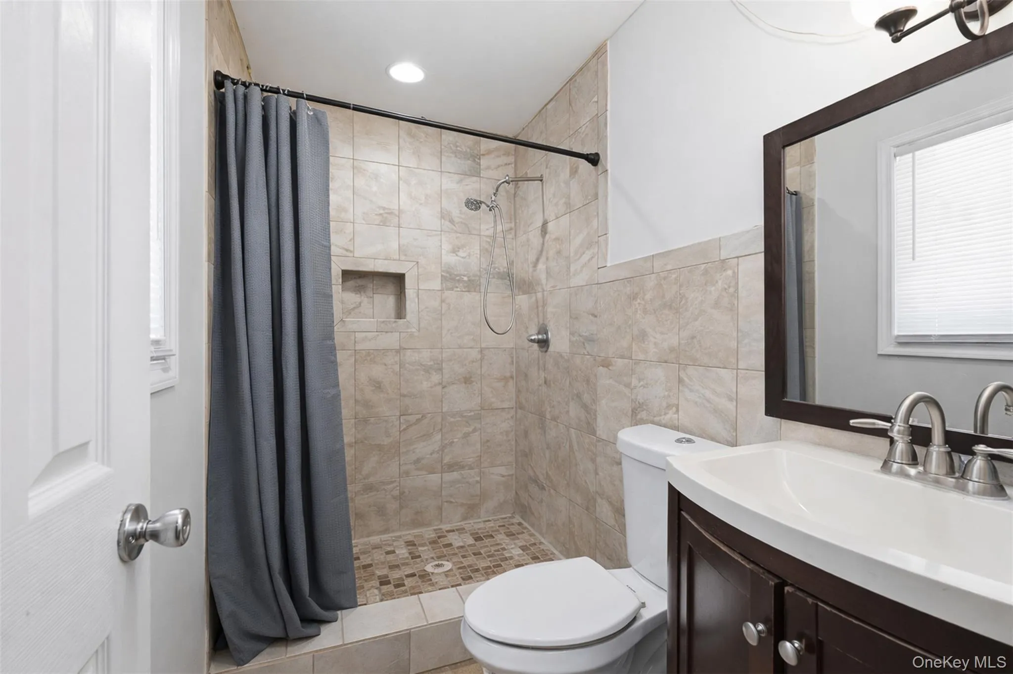 153 Pascack Road, Clarkstown, NY, 6 Bedrooms Bedrooms, 10 Rooms Rooms,3 BathroomsBathrooms,Residential Sale,For Rent,Pascack,0,964821 153 Pascack Road, Clarkstown, NY, 6 Bedrooms Bedrooms, 10 Rooms Rooms,3 BathroomsBathrooms,Residential Sale,For Rent,Pascack,0,964821