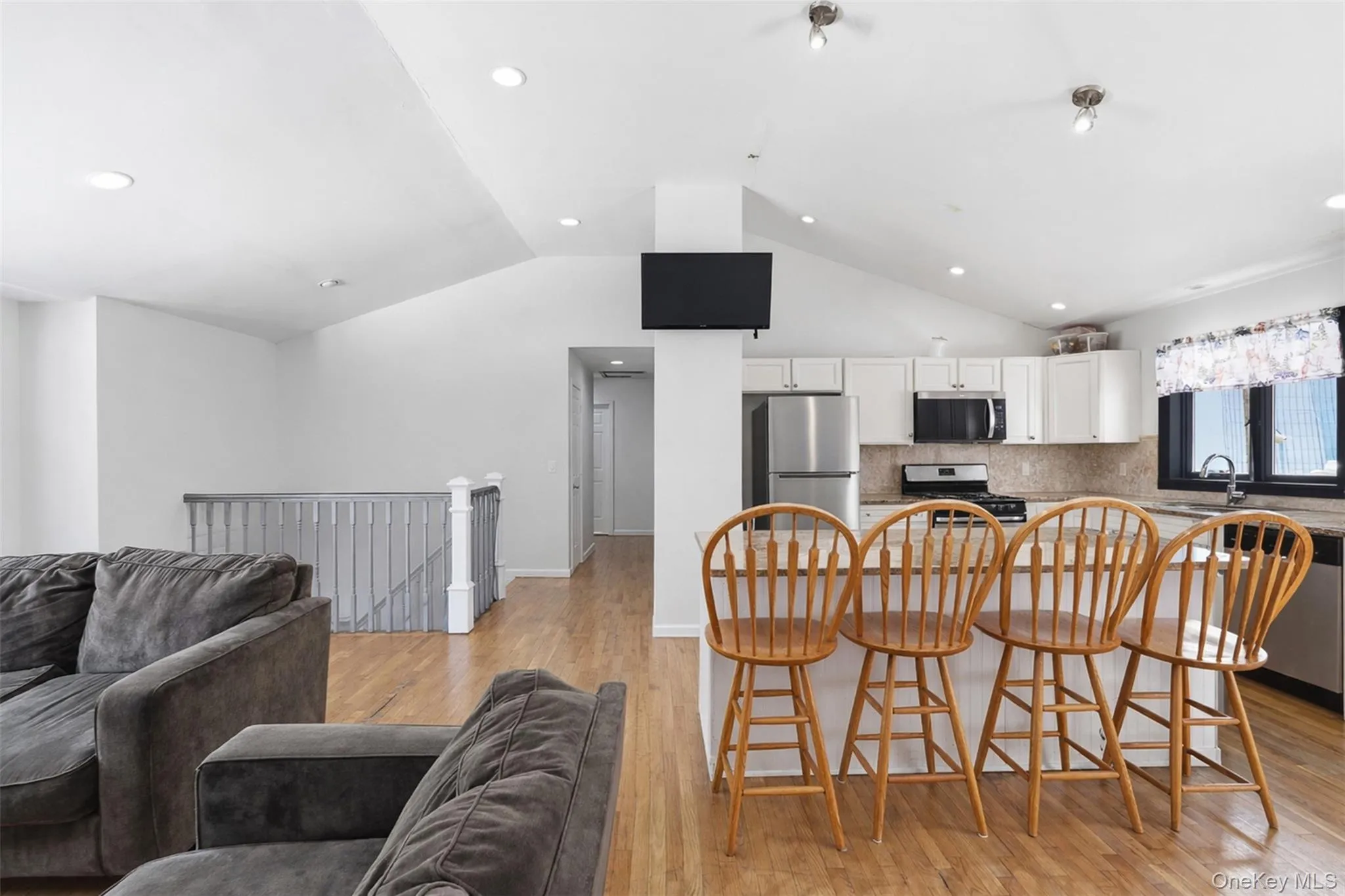 153 Pascack Road, Clarkstown, NY, 6 Bedrooms Bedrooms, 10 Rooms Rooms,3 BathroomsBathrooms,Residential Sale,For Rent,Pascack,0,964821 153 Pascack Road, Clarkstown, NY, 6 Bedrooms Bedrooms, 10 Rooms Rooms,3 BathroomsBathrooms,Residential Sale,For Rent,Pascack,0,964821
