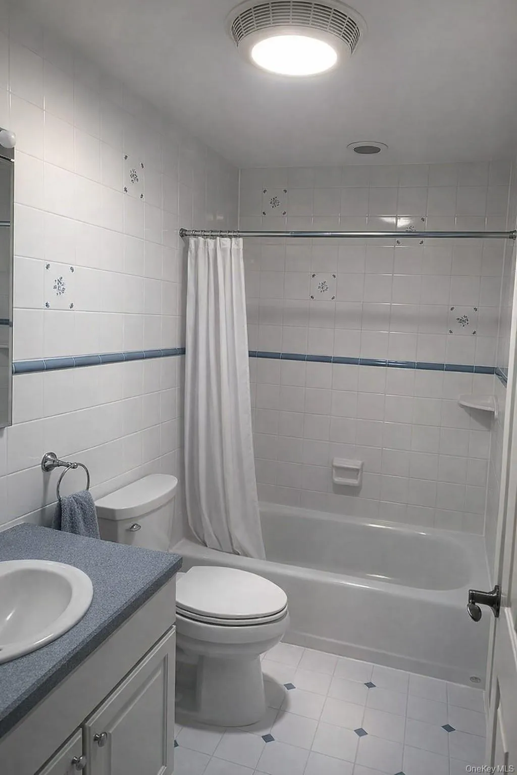 24 Willets Avenue, Oyster Bay, NY, 3 Bedrooms Bedrooms, 7 Rooms Rooms,2 BathroomsBathrooms,Residential,For Rent,Willets,0,964825 24 Willets Avenue, Oyster Bay, NY, 3 Bedrooms Bedrooms, 7 Rooms Rooms,2 BathroomsBathrooms,Residential,For Rent,Willets,0,964825
