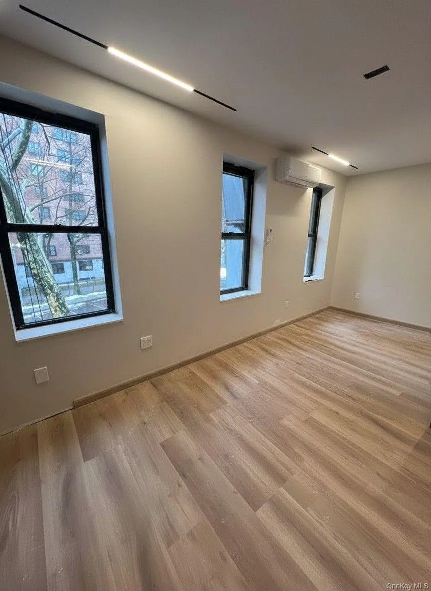 294 Broadway, New York, NY, 2 Bedrooms Bedrooms, 3 Rooms Rooms,1 BathroomBathrooms,Residential Lease,For Rent,Broadway,0,964848 294 Broadway, New York, NY, 2 Bedrooms Bedrooms, 3 Rooms Rooms,1 BathroomBathrooms,Residential Lease,For Rent,Broadway,0,964848