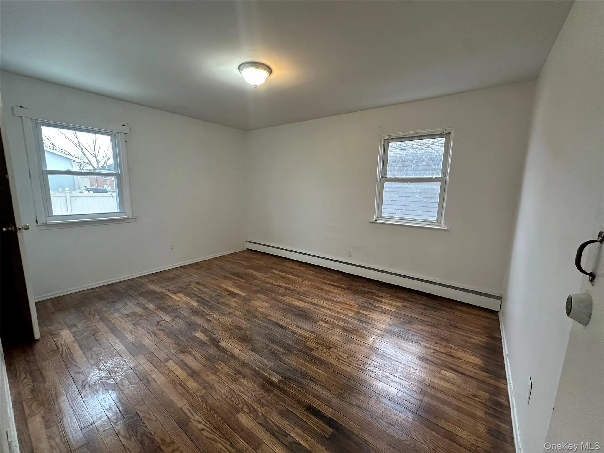 210 Wellington Street, Hempstead, NY, 4 Bedrooms Bedrooms, 7 Rooms Rooms,1 BathroomBathrooms,Residential Lease,For Rent,Wellington,0,964897 210 Wellington Street, Hempstead, NY, 4 Bedrooms Bedrooms, 7 Rooms Rooms,1 BathroomBathrooms,Residential Lease,For Rent,Wellington,0,964897