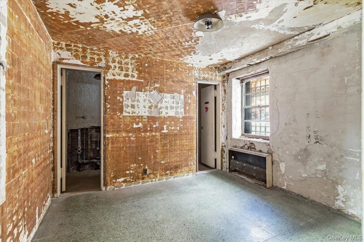 200 139th Street, New York, NY, 8 Bedrooms Bedrooms, 20 Rooms Rooms,6 BathroomsBathrooms,Residential,For Rent,139th,0,964927 200 139th Street, New York, NY, 8 Bedrooms Bedrooms, 20 Rooms Rooms,6 BathroomsBathrooms,Residential,For Rent,139th,0,964927