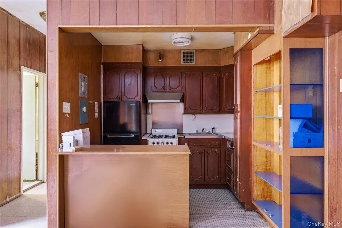 200 139th Street, New York, NY, 8 Bedrooms Bedrooms, 20 Rooms Rooms,6 BathroomsBathrooms,Residential,For Rent,139th,0,964927 200 139th Street, New York, NY, 8 Bedrooms Bedrooms, 20 Rooms Rooms,6 BathroomsBathrooms,Residential,For Rent,139th,0,964927