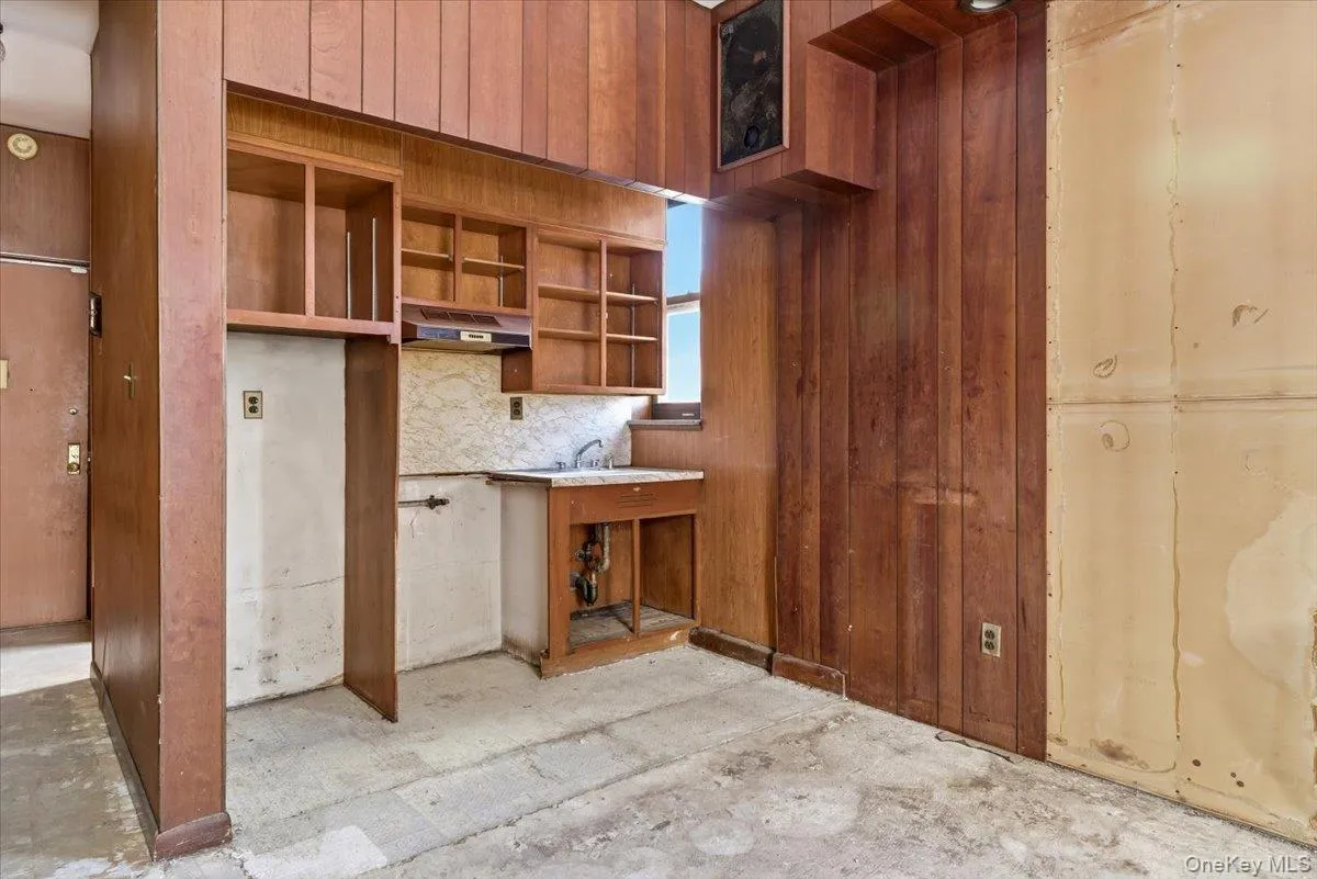200 139th Street, New York, NY, 8 Bedrooms Bedrooms, 20 Rooms Rooms,6 BathroomsBathrooms,Residential,For Rent,139th,0,964927 200 139th Street, New York, NY, 8 Bedrooms Bedrooms, 20 Rooms Rooms,6 BathroomsBathrooms,Residential,For Rent,139th,0,964927