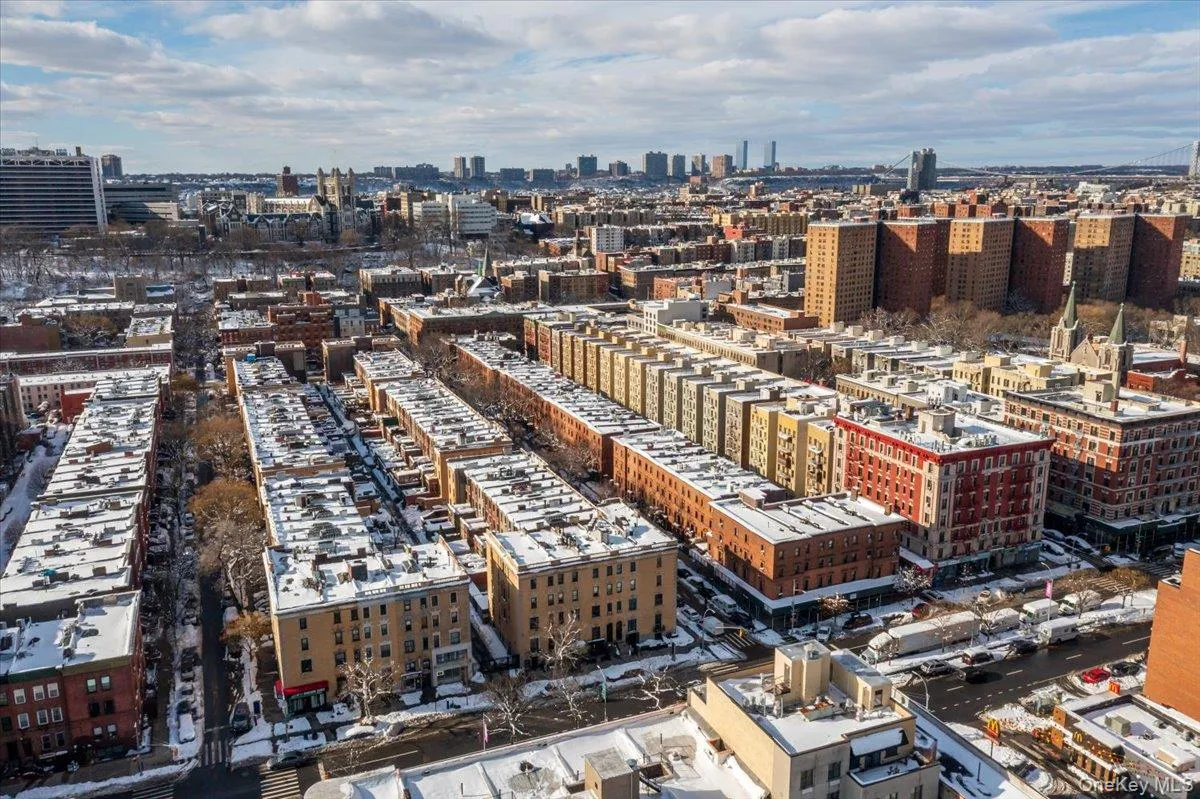 200 139th Street, New York, NY, 8 Bedrooms Bedrooms, 20 Rooms Rooms,6 BathroomsBathrooms,Residential,For Rent,139th,0,964927 200 139th Street, New York, NY, 8 Bedrooms Bedrooms, 20 Rooms Rooms,6 BathroomsBathrooms,Residential,For Rent,139th,0,964927