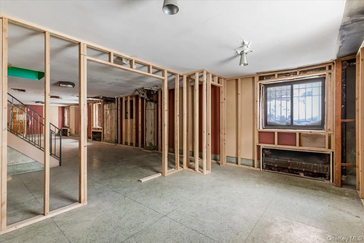 200 139th Street, New York, NY, 8 Bedrooms Bedrooms, 20 Rooms Rooms,6 BathroomsBathrooms,Residential,For Rent,139th,0,964927 200 139th Street, New York, NY, 8 Bedrooms Bedrooms, 20 Rooms Rooms,6 BathroomsBathrooms,Residential,For Rent,139th,0,964927