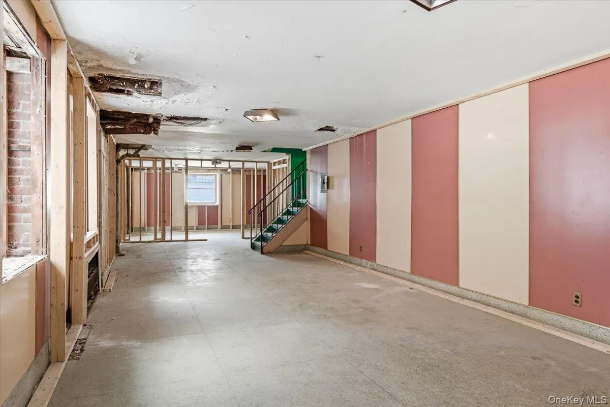 200 139th Street, New York, NY, 8 Bedrooms Bedrooms, 20 Rooms Rooms,6 BathroomsBathrooms,Residential,For Rent,139th,0,964927 200 139th Street, New York, NY, 8 Bedrooms Bedrooms, 20 Rooms Rooms,6 BathroomsBathrooms,Residential,For Rent,139th,0,964927