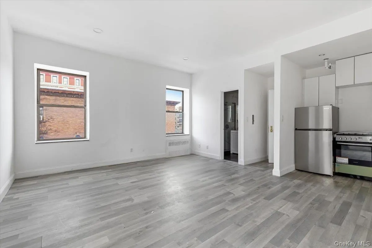 200 139th Street, New York, NY, 8 Bedrooms Bedrooms, 20 Rooms Rooms,6 BathroomsBathrooms,Residential,For Rent,139th,0,964927 200 139th Street, New York, NY, 8 Bedrooms Bedrooms, 20 Rooms Rooms,6 BathroomsBathrooms,Residential,For Rent,139th,0,964927