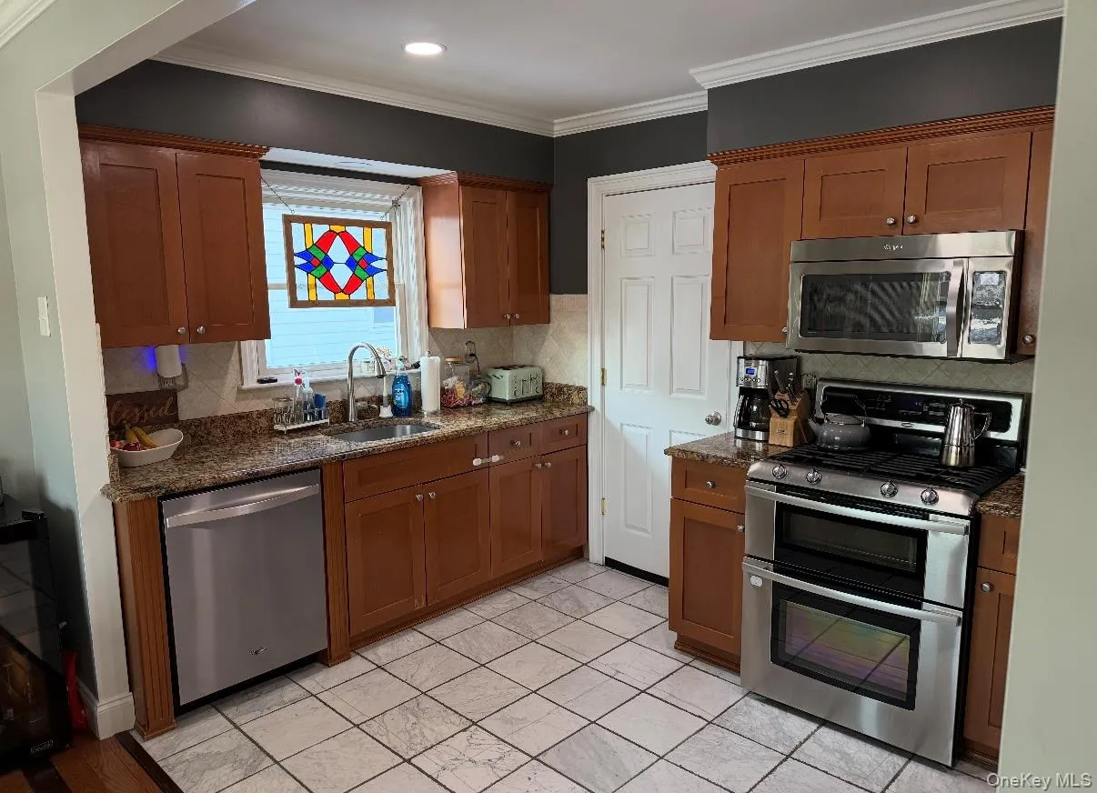 433 Park Avenue, Long Beach, NY, 3 Bedrooms Bedrooms, 6 Rooms Rooms,1 BathroomBathrooms,Residential Lease,For Rent,Park,0,964953 433 Park Avenue, Long Beach, NY, 3 Bedrooms Bedrooms, 6 Rooms Rooms,1 BathroomBathrooms,Residential Lease,For Rent,Park,0,964953