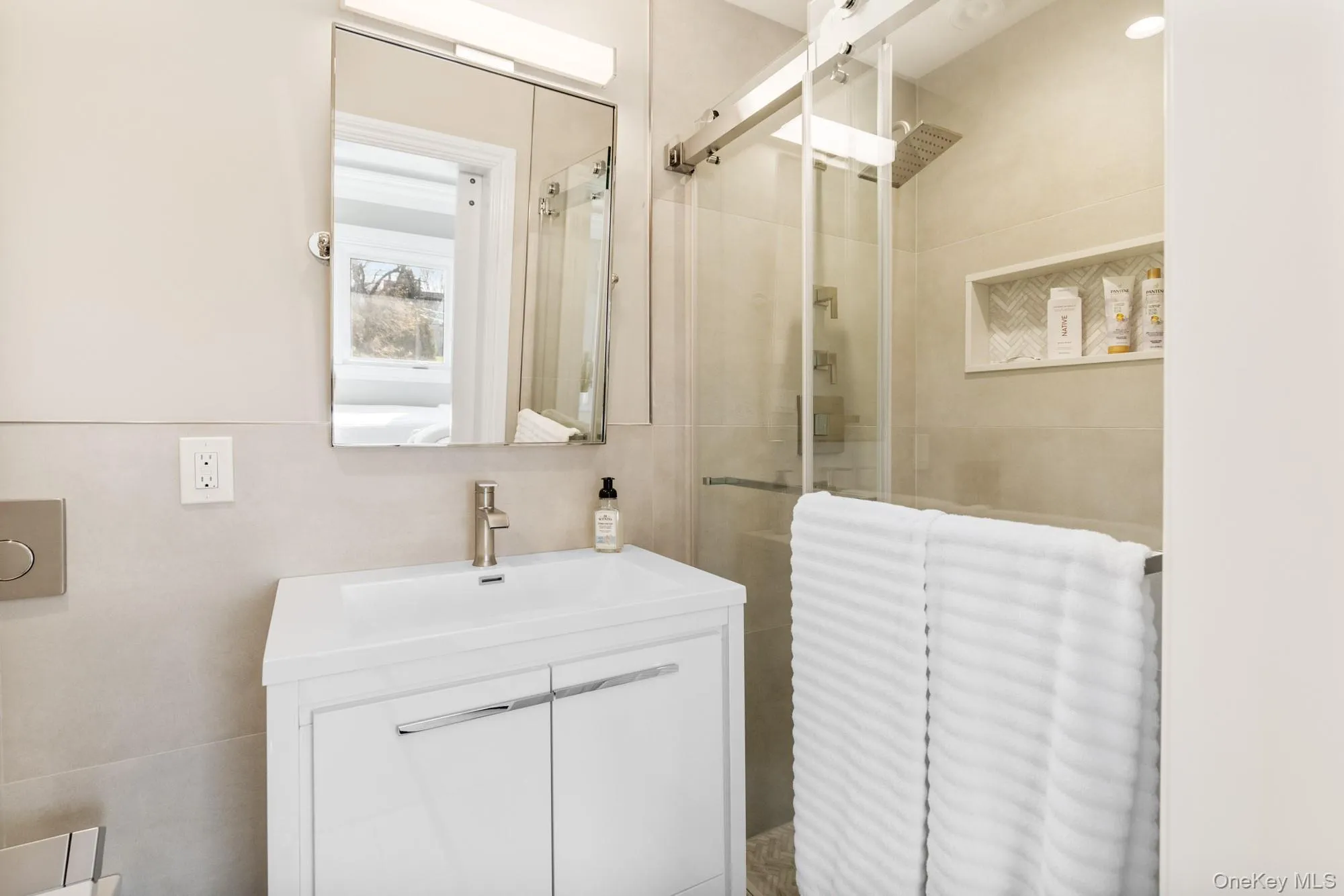 3047 Mitchell Road, Southampton, NY, 2 Bedrooms Bedrooms, 12 Rooms Rooms,2 BathroomsBathrooms,Residential Lease,For Rent,Mitchell,0,964958 3047 Mitchell Road, Southampton, NY, 2 Bedrooms Bedrooms, 12 Rooms Rooms,2 BathroomsBathrooms,Residential Lease,For Rent,Mitchell,0,964958