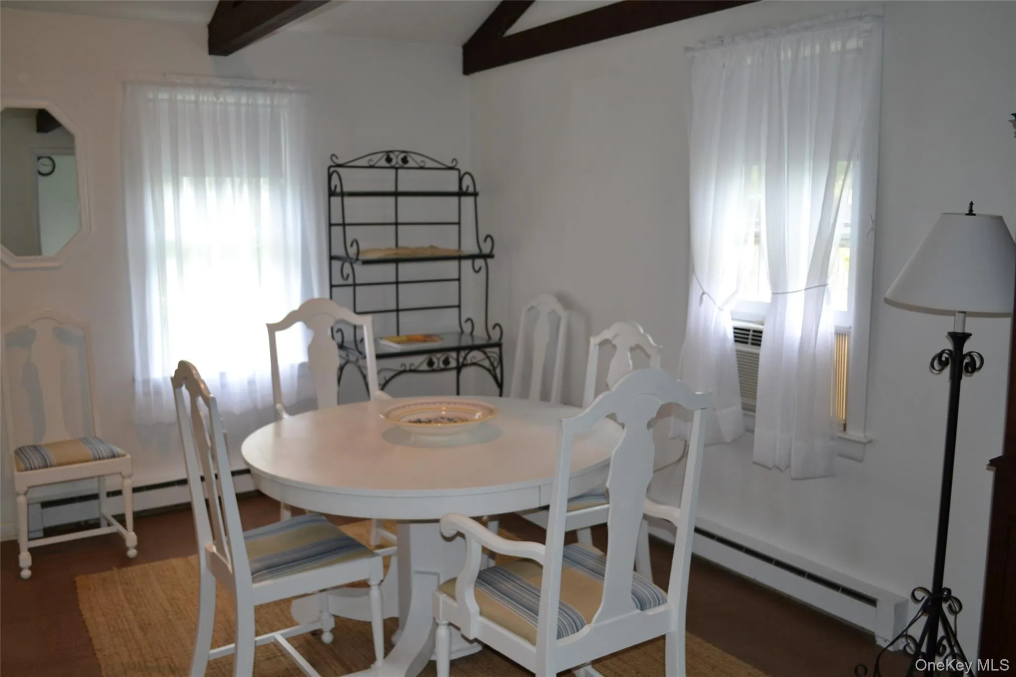 34A Sag Harbor Road, East Hampton, NY, 2 Bedrooms Bedrooms, 5 Rooms Rooms,1 BathroomBathrooms,Residential Lease,For Rent,Sag Harbor,0,964986 34A Sag Harbor Road, East Hampton, NY, 2 Bedrooms Bedrooms, 5 Rooms Rooms,1 BathroomBathrooms,Residential Lease,For Rent,Sag Harbor,0,964986