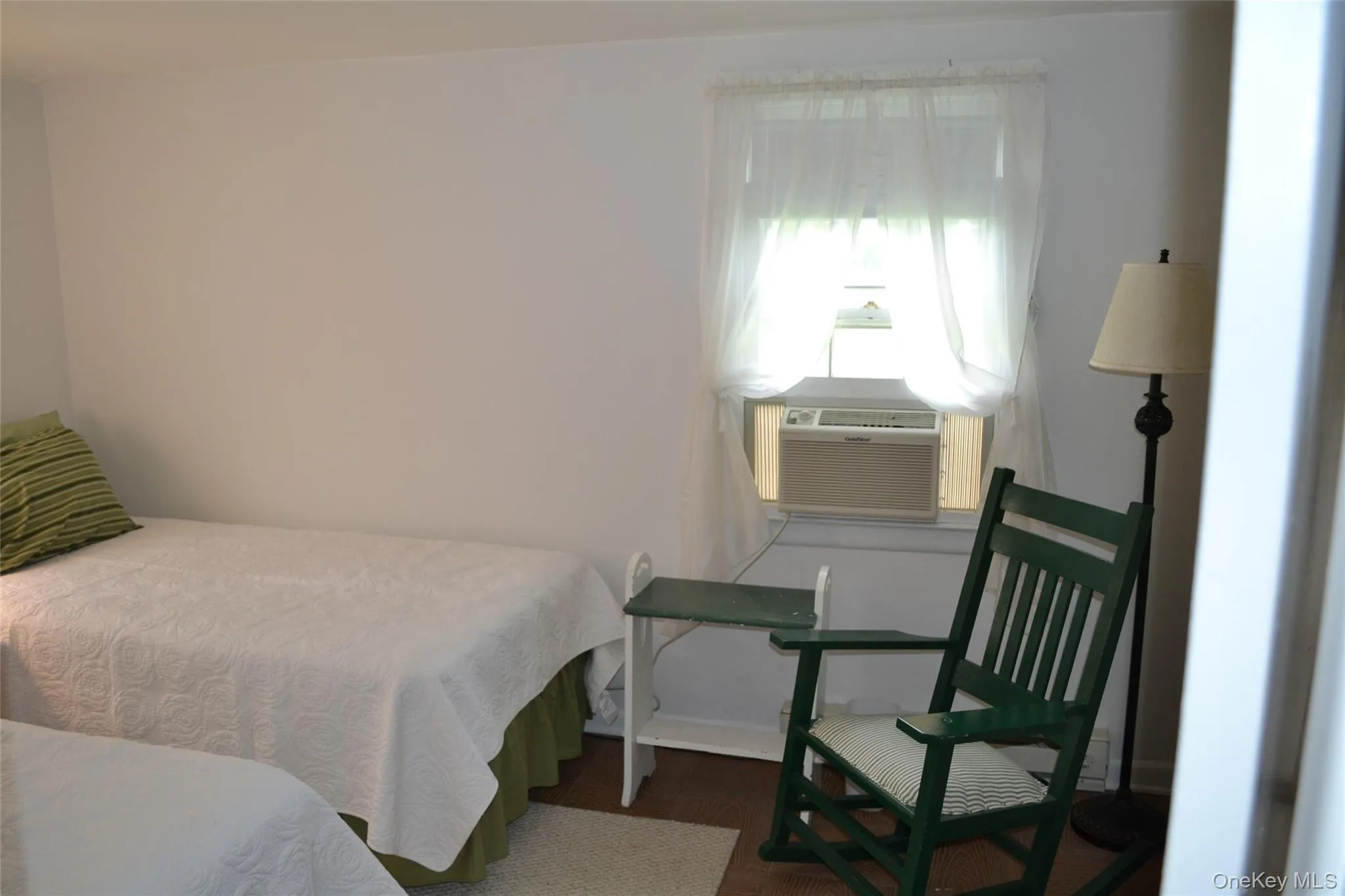 34A Sag Harbor Road, East Hampton, NY, 2 Bedrooms Bedrooms, 5 Rooms Rooms,1 BathroomBathrooms,Residential Lease,For Rent,Sag Harbor,0,964986 34A Sag Harbor Road, East Hampton, NY, 2 Bedrooms Bedrooms, 5 Rooms Rooms,1 BathroomBathrooms,Residential Lease,For Rent,Sag Harbor,0,964986