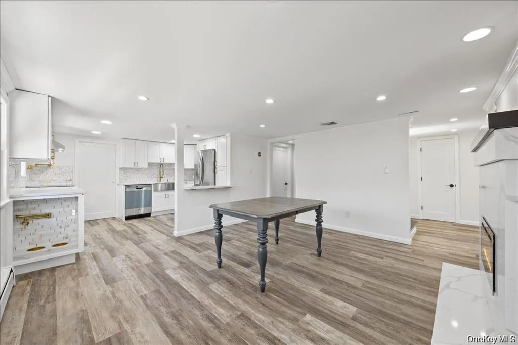 144 Old Lake Street, Harrison, NY, 3 Bedrooms Bedrooms, 8 Rooms Rooms,3 BathroomsBathrooms,Residential Sale,For Rent,Old Lake,0,964990 144 Old Lake Street, Harrison, NY, 3 Bedrooms Bedrooms, 8 Rooms Rooms,3 BathroomsBathrooms,Residential Sale,For Rent,Old Lake,0,964990
