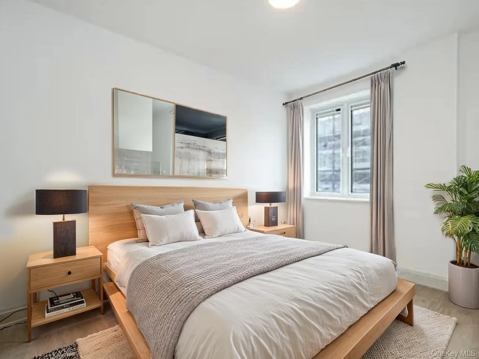 88-56 162nd Street, New York, NY, 2 Bedrooms Bedrooms, 4 Rooms Rooms,1 BathroomBathrooms,Residential Lease,For Rent,162nd,0,965032 88-56 162nd Street, New York, NY, 2 Bedrooms Bedrooms, 4 Rooms Rooms,1 BathroomBathrooms,Residential Lease,For Rent,162nd,0,965032