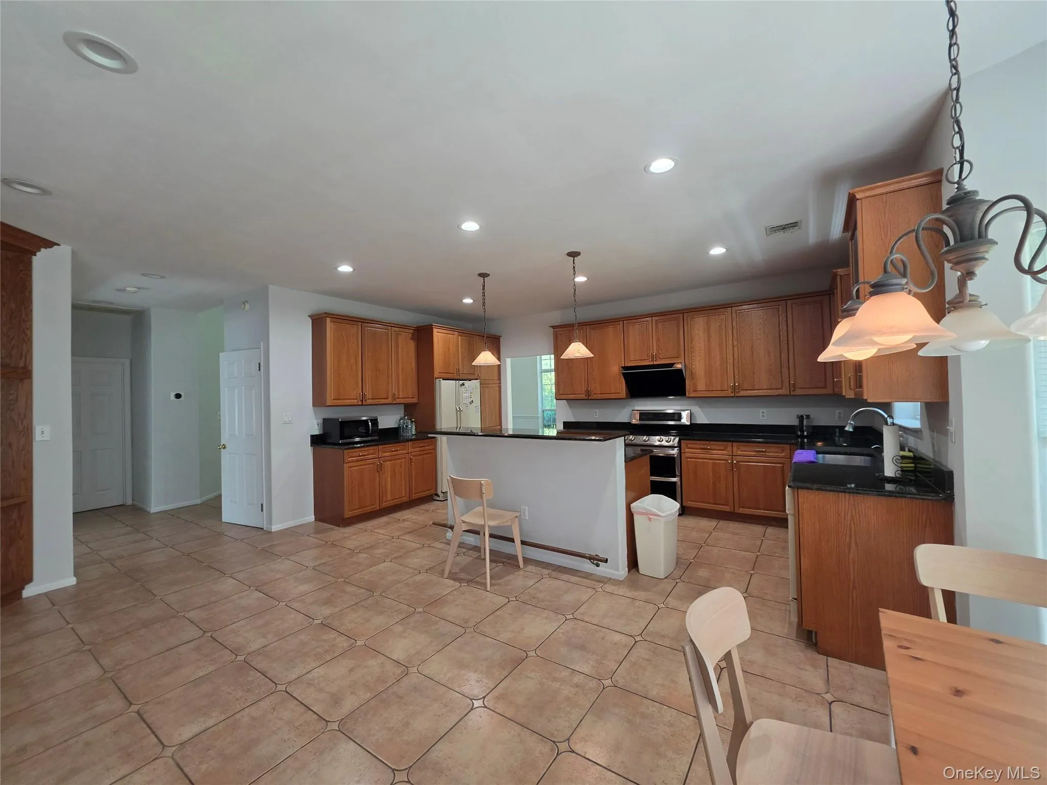 3 Arbor Field Way, Brookhaven, NY, 5 Bedrooms Bedrooms, 10 Rooms Rooms,3 BathroomsBathrooms,Residential,For Rent,Arbor Field,0,965034 3 Arbor Field Way, Brookhaven, NY, 5 Bedrooms Bedrooms, 10 Rooms Rooms,3 BathroomsBathrooms,Residential,For Rent,Arbor Field,0,965034