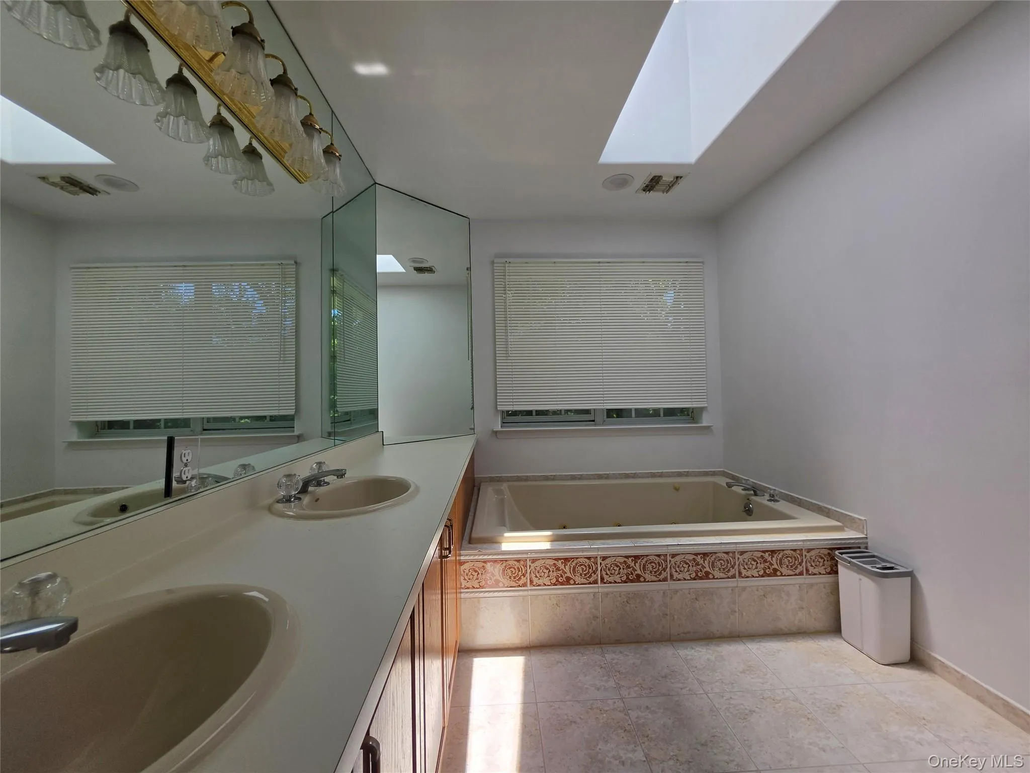 3 Arbor Field Way, Brookhaven, NY, 5 Bedrooms Bedrooms, 10 Rooms Rooms,3 BathroomsBathrooms,Residential,For Rent,Arbor Field,0,965034 3 Arbor Field Way, Brookhaven, NY, 5 Bedrooms Bedrooms, 10 Rooms Rooms,3 BathroomsBathrooms,Residential,For Rent,Arbor Field,0,965034