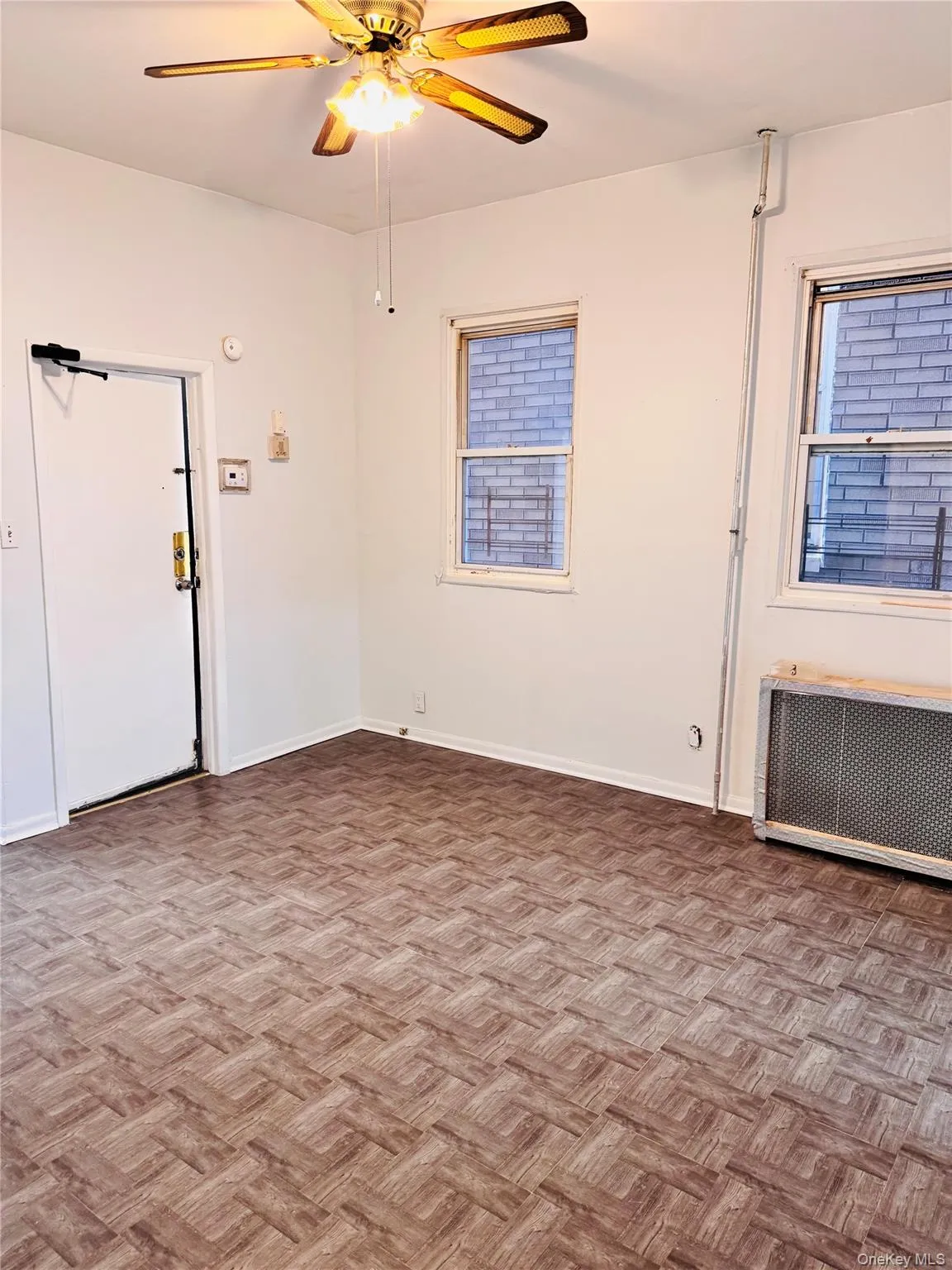 121 Linden Street, Yonkers, NY, 3 Bedrooms Bedrooms, 5 Rooms Rooms,1 BathroomBathrooms,Residential Lease,For Rent,Linden,0,965036 121 Linden Street, Yonkers, NY, 3 Bedrooms Bedrooms, 5 Rooms Rooms,1 BathroomBathrooms,Residential Lease,For Rent,Linden,0,965036