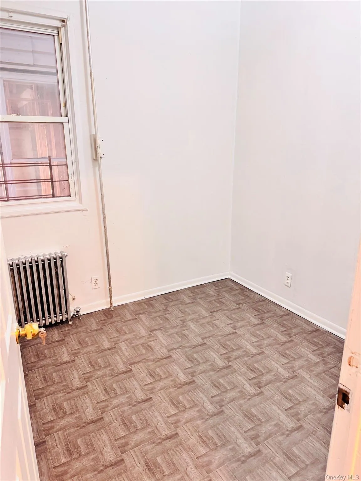 121 Linden Street, Yonkers, NY, 3 Bedrooms Bedrooms, 5 Rooms Rooms,1 BathroomBathrooms,Residential Lease,For Rent,Linden,0,965036 121 Linden Street, Yonkers, NY, 3 Bedrooms Bedrooms, 5 Rooms Rooms,1 BathroomBathrooms,Residential Lease,For Rent,Linden,0,965036