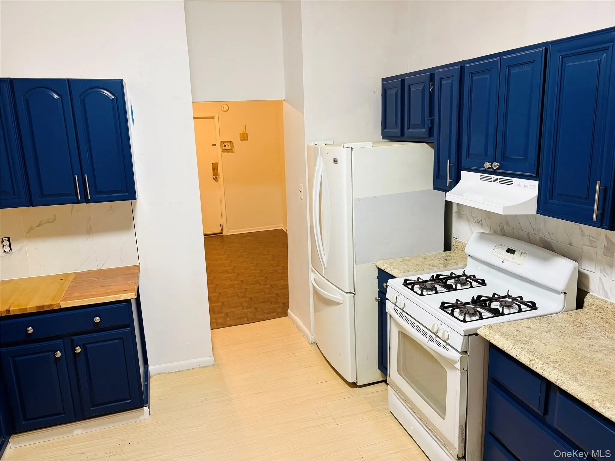 121 Linden Street, Yonkers, NY, 3 Bedrooms Bedrooms, 5 Rooms Rooms,1 BathroomBathrooms,Residential Lease,For Rent,Linden,0,965036 121 Linden Street, Yonkers, NY, 3 Bedrooms Bedrooms, 5 Rooms Rooms,1 BathroomBathrooms,Residential Lease,For Rent,Linden,0,965036