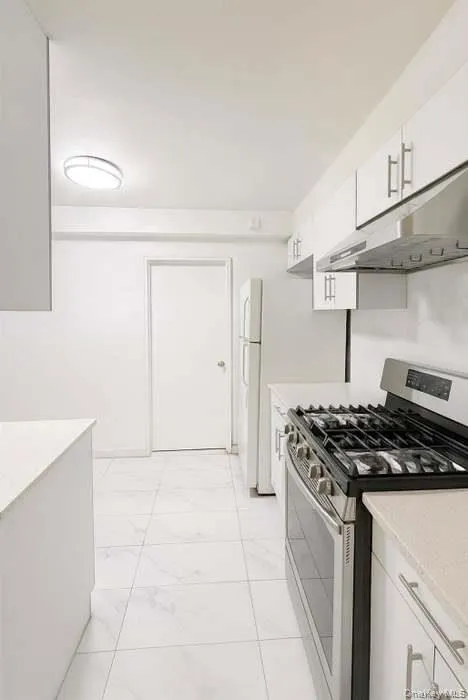 13950 35 Avenue, New York, NY, 2 Bedrooms Bedrooms, 4 Rooms Rooms,1 BathroomBathrooms,Residential Sale,For Rent,35,0,965052 13950 35 Avenue, New York, NY, 2 Bedrooms Bedrooms, 4 Rooms Rooms,1 BathroomBathrooms,Residential Sale,For Rent,35,0,965052