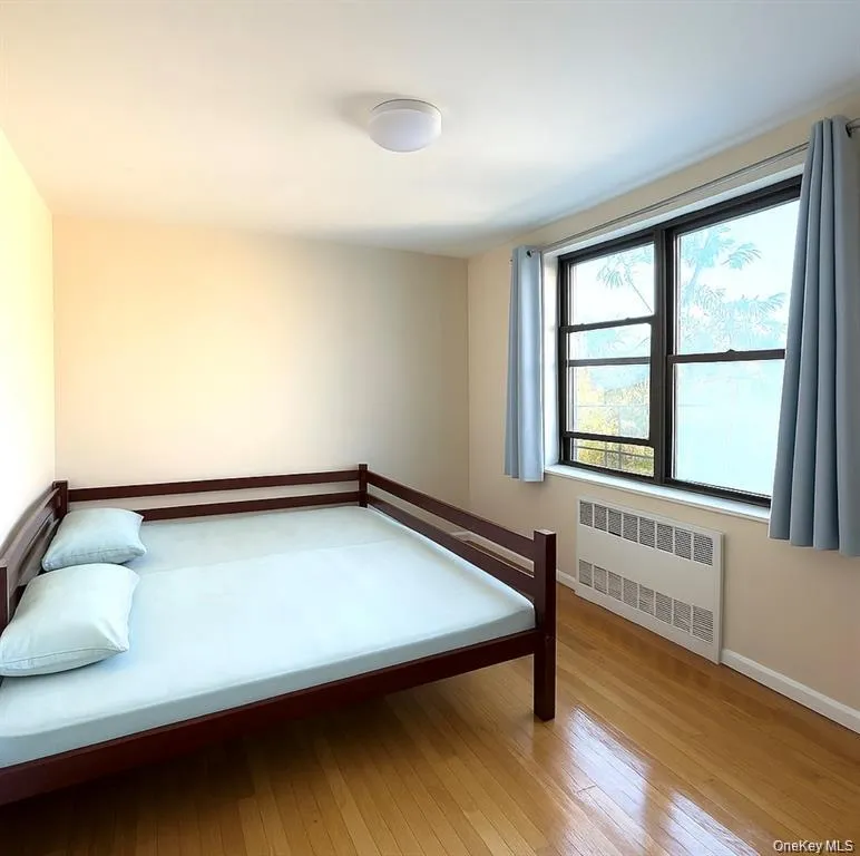 13950 35 Avenue, New York, NY, 2 Bedrooms Bedrooms, 4 Rooms Rooms,1 BathroomBathrooms,Residential Sale,For Rent,35,0,965052 13950 35 Avenue, New York, NY, 2 Bedrooms Bedrooms, 4 Rooms Rooms,1 BathroomBathrooms,Residential Sale,For Rent,35,0,965052