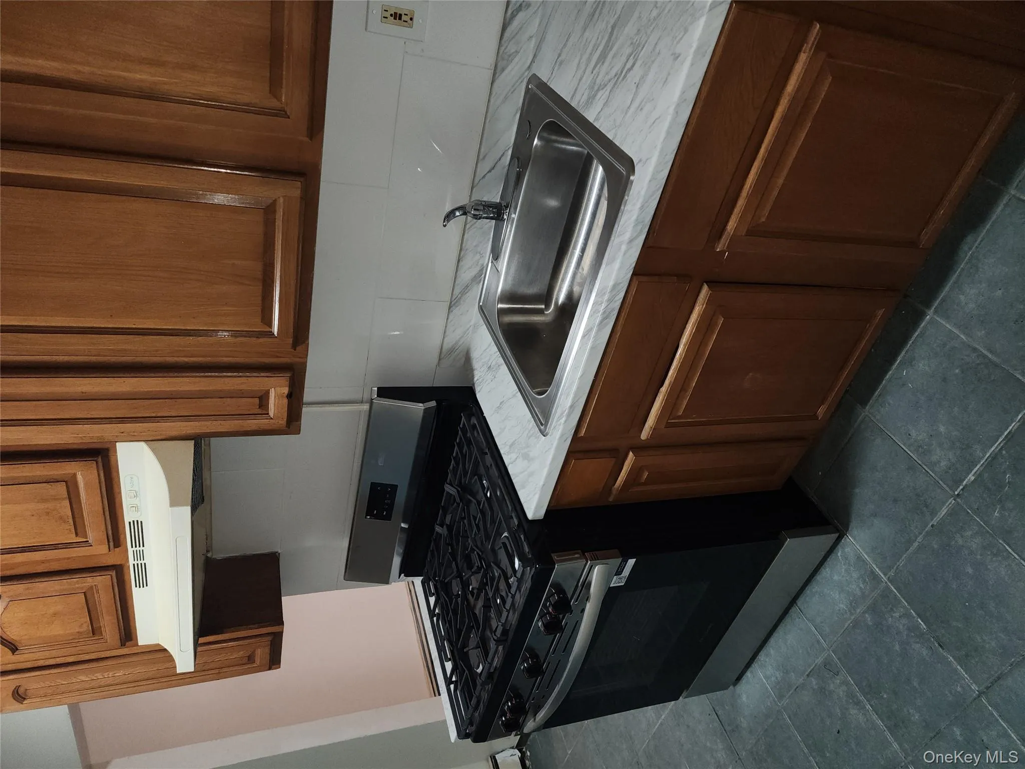 173-17 Jamaica Avenue, New York, NY, 2 Bedrooms Bedrooms, 4 Rooms Rooms,1 BathroomBathrooms,Residential Lease,For Rent,Jamaica,0,965058 173-17 Jamaica Avenue, New York, NY, 2 Bedrooms Bedrooms, 4 Rooms Rooms,1 BathroomBathrooms,Residential Lease,For Rent,Jamaica,0,965058