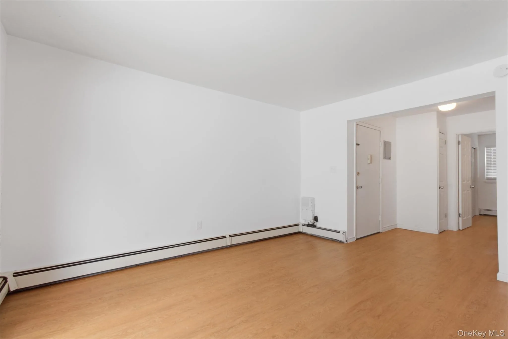 8 Ivy Court, Fishkill, NY, 1 Bedroom Bedrooms, 4 Rooms Rooms,1 BathroomBathrooms,Residential,For Rent,Ivy,0,965073 8 Ivy Court, Fishkill, NY, 1 Bedroom Bedrooms, 4 Rooms Rooms,1 BathroomBathrooms,Residential,For Rent,Ivy,0,965073