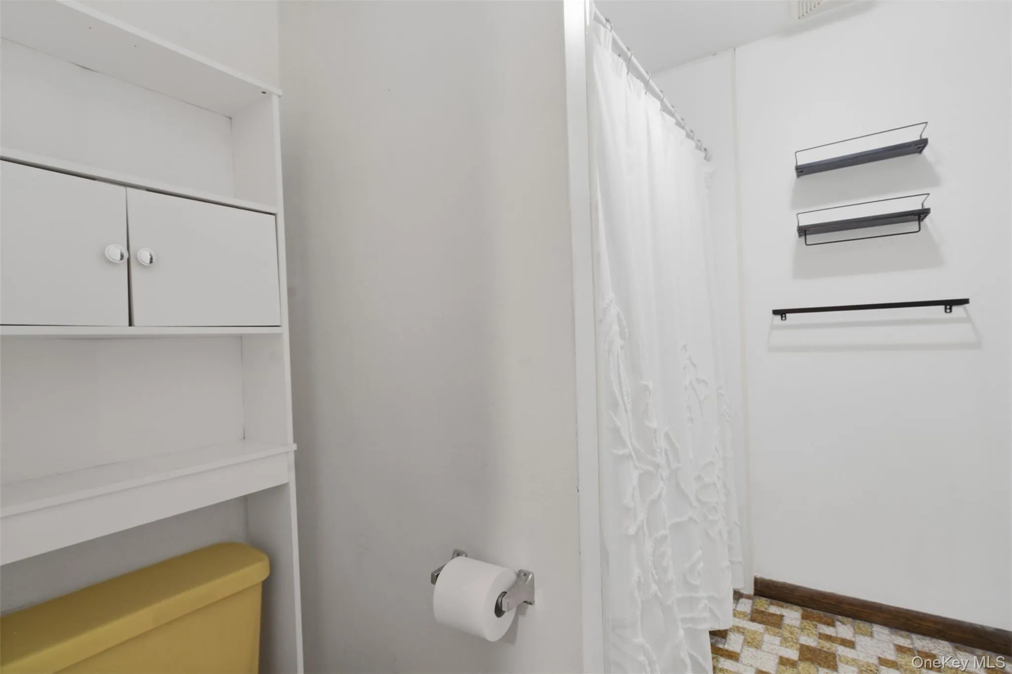 8 Ivy Court, Fishkill, NY, 1 Bedroom Bedrooms, 4 Rooms Rooms,1 BathroomBathrooms,Residential,For Rent,Ivy,0,965073 8 Ivy Court, Fishkill, NY, 1 Bedroom Bedrooms, 4 Rooms Rooms,1 BathroomBathrooms,Residential,For Rent,Ivy,0,965073