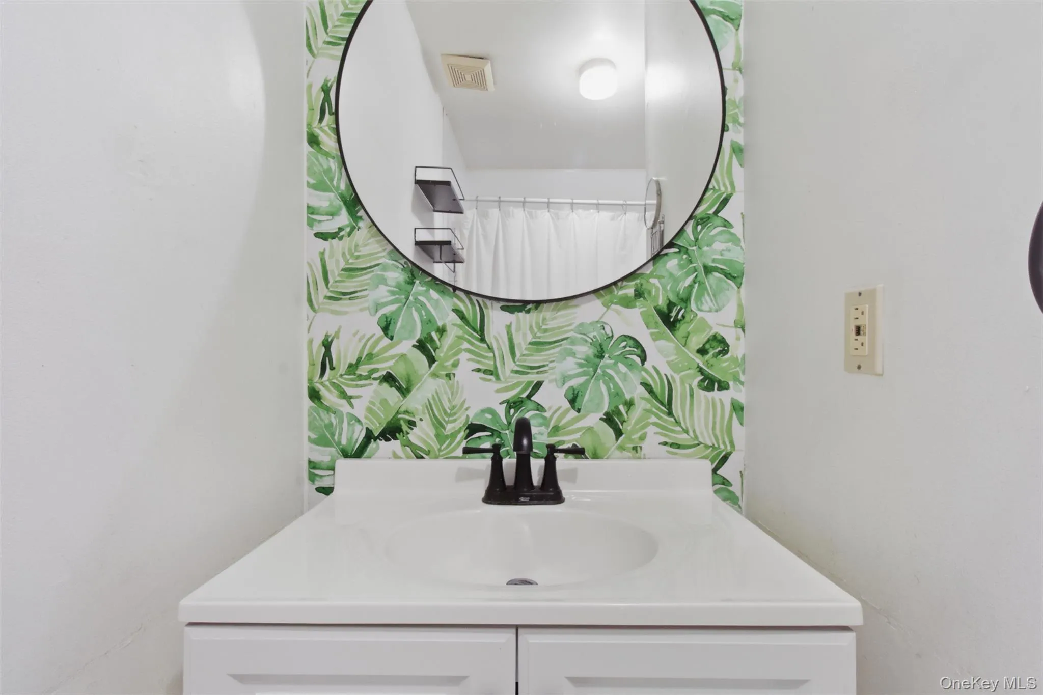 8 Ivy Court, Fishkill, NY, 1 Bedroom Bedrooms, 4 Rooms Rooms,1 BathroomBathrooms,Residential,For Rent,Ivy,0,965073 8 Ivy Court, Fishkill, NY, 1 Bedroom Bedrooms, 4 Rooms Rooms,1 BathroomBathrooms,Residential,For Rent,Ivy,0,965073