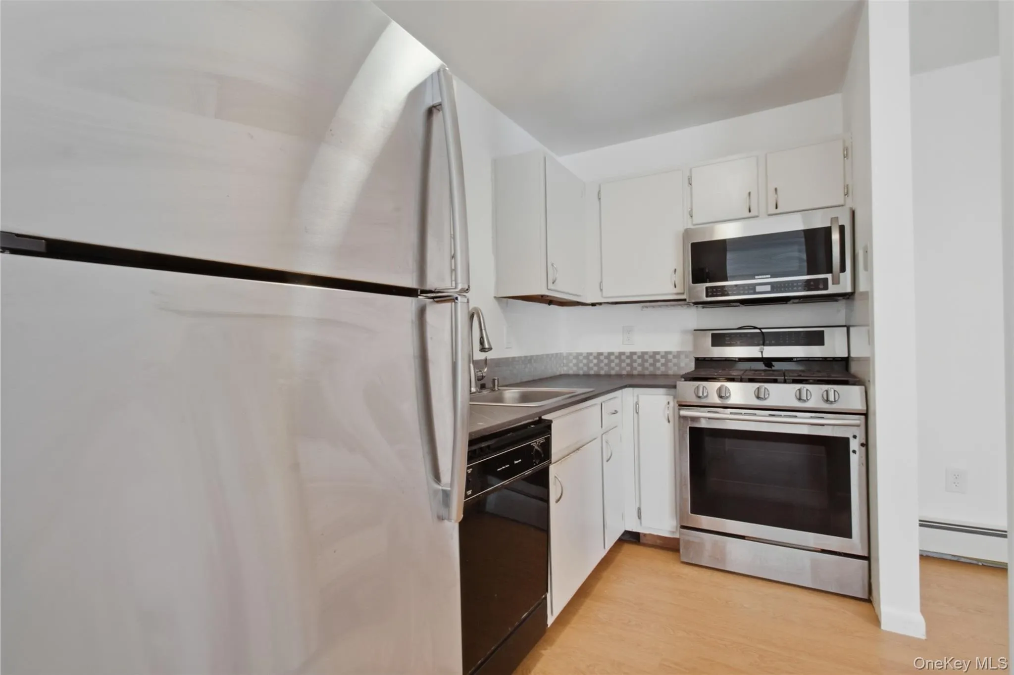 8 Ivy Court, Fishkill, NY, 1 Bedroom Bedrooms, 4 Rooms Rooms,1 BathroomBathrooms,Residential,For Rent,Ivy,0,965073 8 Ivy Court, Fishkill, NY, 1 Bedroom Bedrooms, 4 Rooms Rooms,1 BathroomBathrooms,Residential,For Rent,Ivy,0,965073