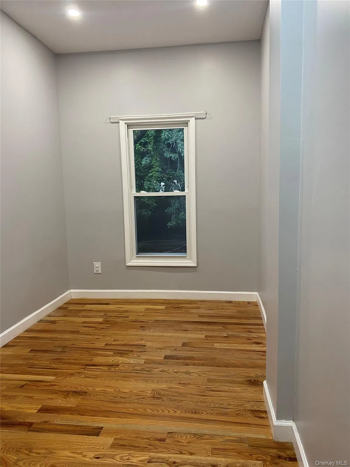 75 Woodbine Street, New York, NY, 2 Bedrooms Bedrooms, 4 Rooms Rooms,1 BathroomBathrooms,Residential Lease,For Rent,Woodbine,0,965177 75 Woodbine Street, New York, NY, 2 Bedrooms Bedrooms, 4 Rooms Rooms,1 BathroomBathrooms,Residential Lease,For Rent,Woodbine,0,965177