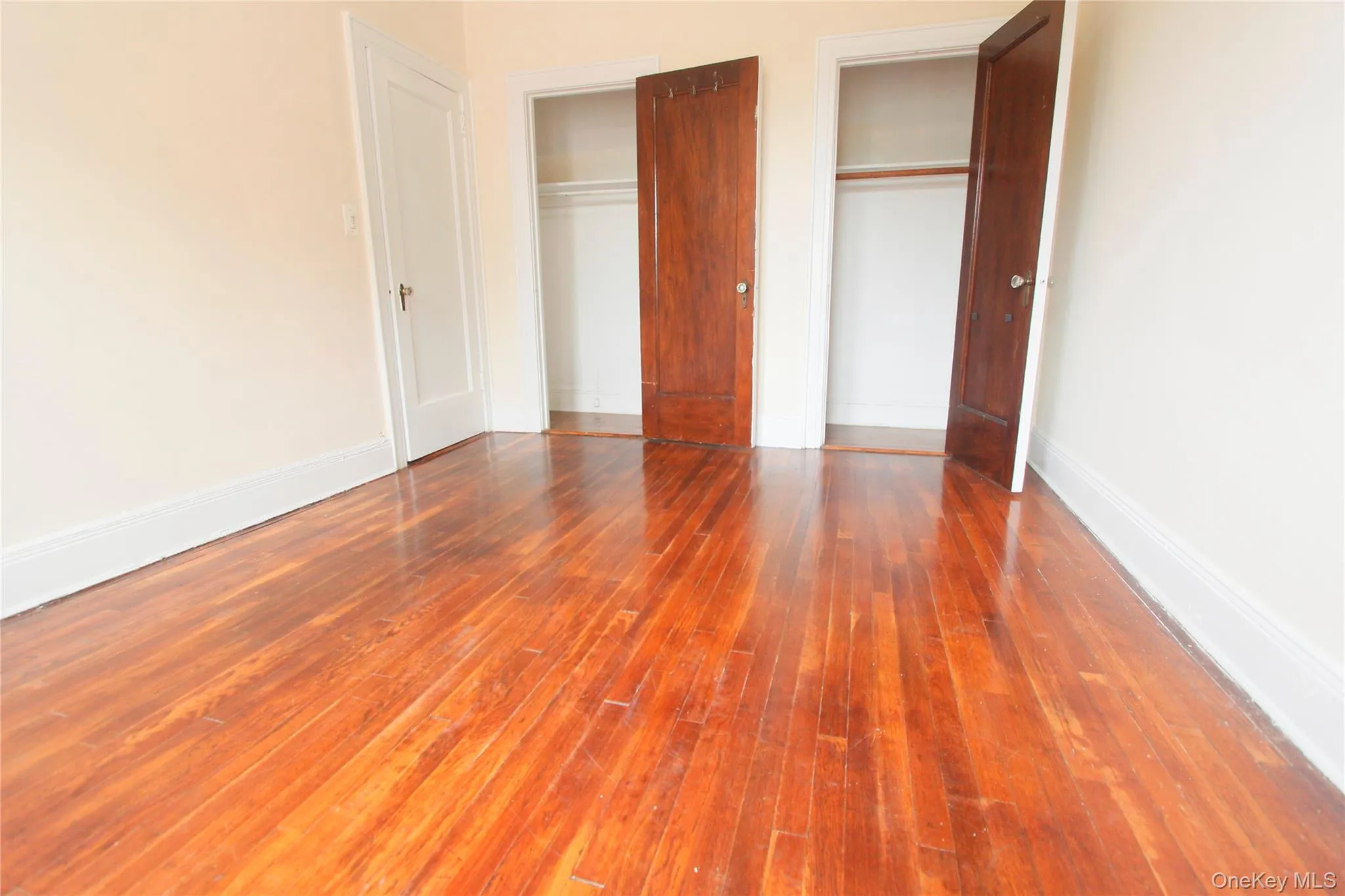 477 Merrick Road, Hempstead, NY, 1 Bedroom Bedrooms, 2 Rooms Rooms,1 BathroomBathrooms,Residential Lease,For Rent,Merrick,0,965225 477 Merrick Road, Hempstead, NY, 1 Bedroom Bedrooms, 2 Rooms Rooms,1 BathroomBathrooms,Residential Lease,For Rent,Merrick,0,965225