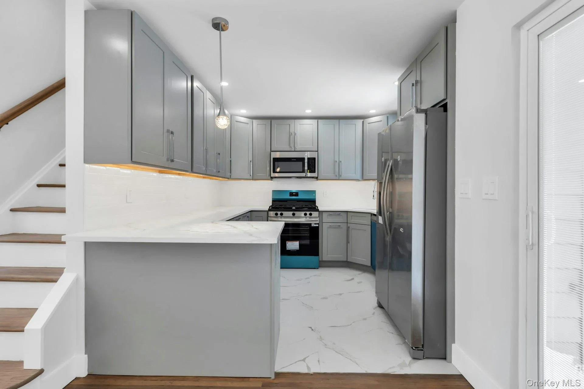 11 Barbara Drive, Babylon, NY, 3 Bedrooms Bedrooms, 6 Rooms Rooms,2 BathroomsBathrooms,Residential Lease,For Rent,Barbara,0,965228 11 Barbara Drive, Babylon, NY, 3 Bedrooms Bedrooms, 6 Rooms Rooms,2 BathroomsBathrooms,Residential Lease,For Rent,Barbara,0,965228