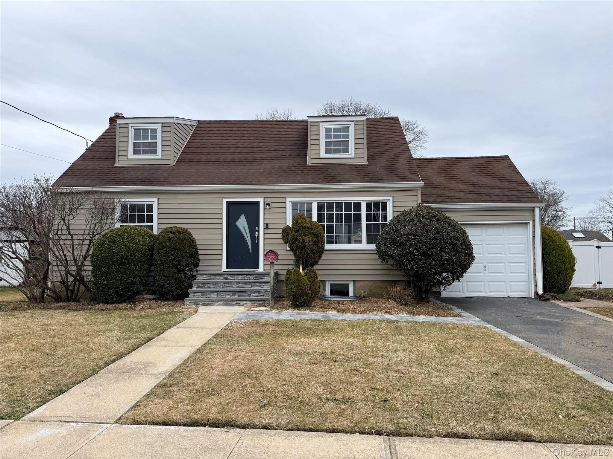 11 Barbara Drive, Babylon, NY, 3 Bedrooms Bedrooms, 6 Rooms Rooms,2 BathroomsBathrooms,Residential Lease,For Rent,Barbara,0,965228 11 Barbara Drive, Babylon, NY, 3 Bedrooms Bedrooms, 6 Rooms Rooms,2 BathroomsBathrooms,Residential Lease,For Rent,Barbara,0,965228