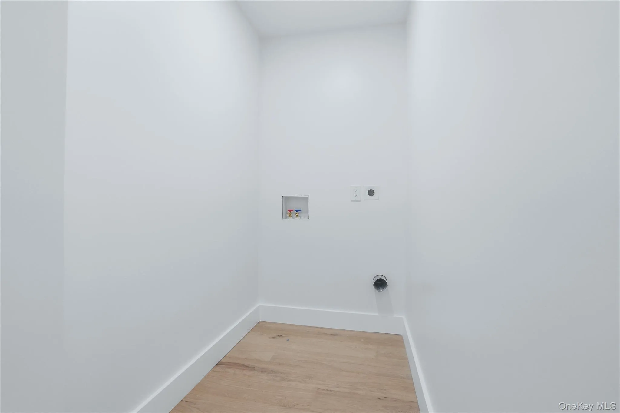 19 North Street, Beacon, NY, 3 Bedrooms Bedrooms, 8 Rooms Rooms,3 BathroomsBathrooms,Residential Sale,For Rent,North,0,965242 19 North Street, Beacon, NY, 3 Bedrooms Bedrooms, 8 Rooms Rooms,3 BathroomsBathrooms,Residential Sale,For Rent,North,0,965242