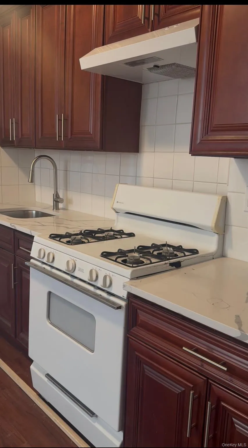 515 Williams Avenue, New York, NY, 2 Bedrooms Bedrooms, 5 Rooms Rooms,1 BathroomBathrooms,Residential Lease,For Rent,Williams,0,965278 515 Williams Avenue, New York, NY, 2 Bedrooms Bedrooms, 5 Rooms Rooms,1 BathroomBathrooms,Residential Lease,For Rent,Williams,0,965278