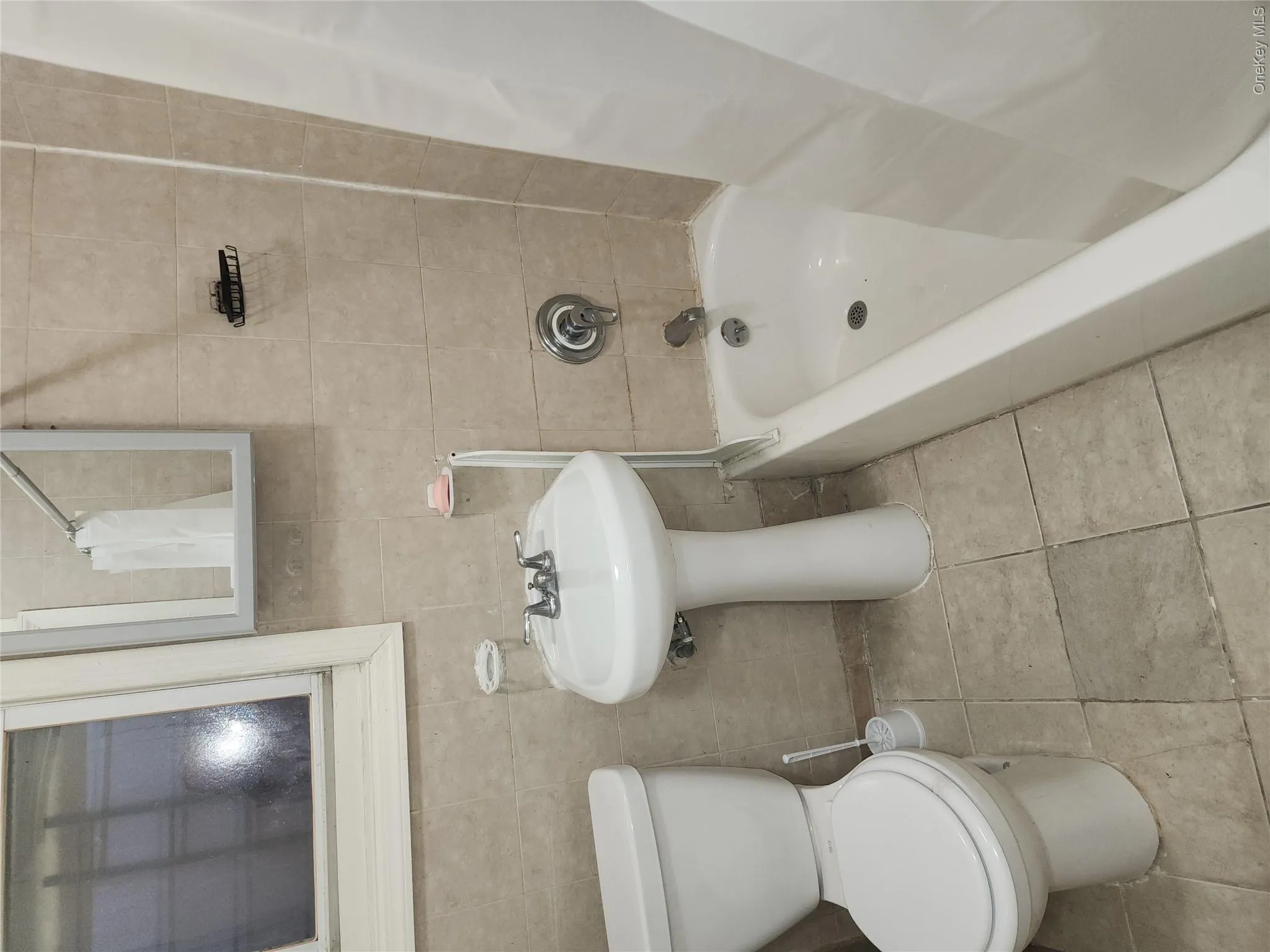 205-11 Hollis Avenue, New York, NY, 3 Bedrooms Bedrooms, 5 Rooms Rooms,1 BathroomBathrooms,Residential Lease,For Rent,Hollis,0,965285 205-11 Hollis Avenue, New York, NY, 3 Bedrooms Bedrooms, 5 Rooms Rooms,1 BathroomBathrooms,Residential Lease,For Rent,Hollis,0,965285