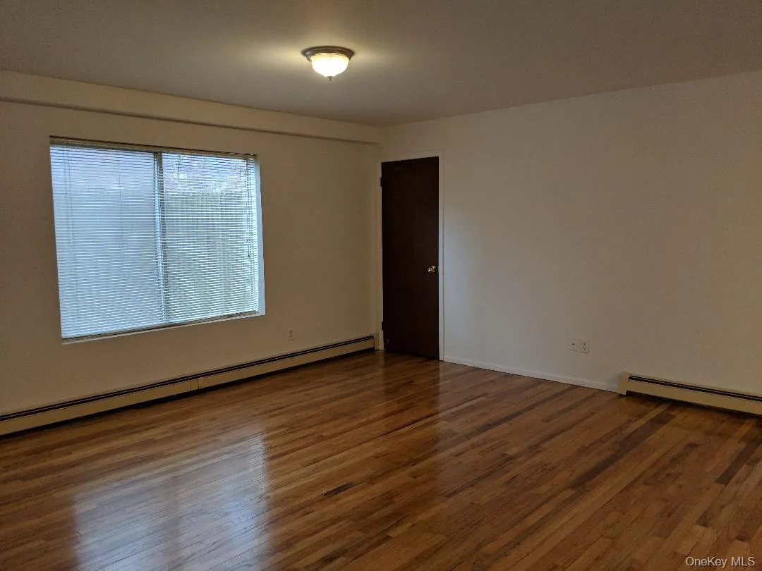 649 Beech Street, Long Beach, NY, 3 Bedrooms Bedrooms, 6 Rooms Rooms,2 BathroomsBathrooms,Residential Lease,For Rent,Beech,0,965316 649 Beech Street, Long Beach, NY, 3 Bedrooms Bedrooms, 6 Rooms Rooms,2 BathroomsBathrooms,Residential Lease,For Rent,Beech,0,965316